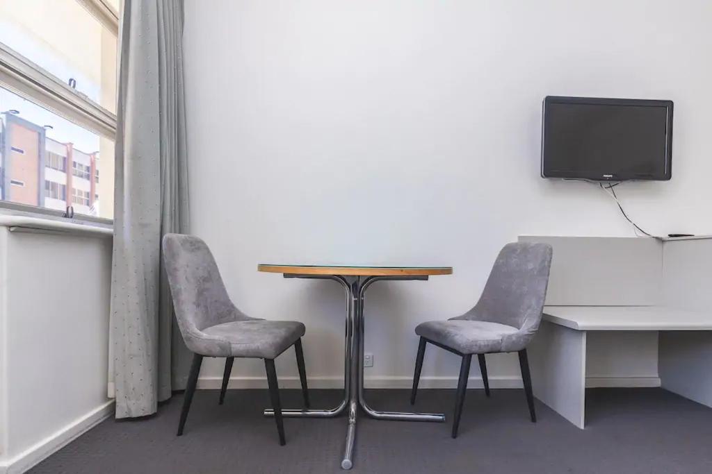Apartment photo 3