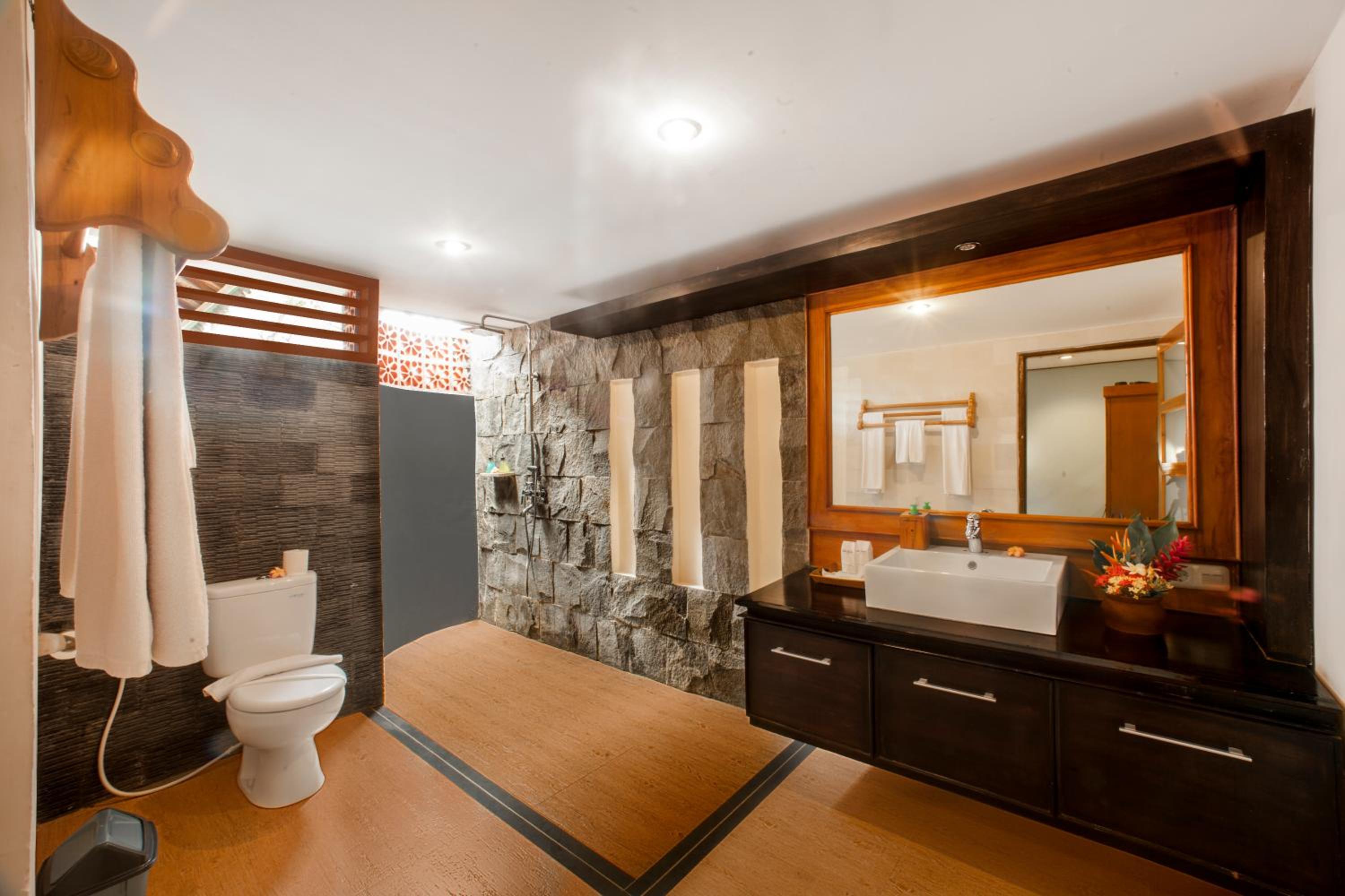 Deluxe Double or Twin Room - Photo 4