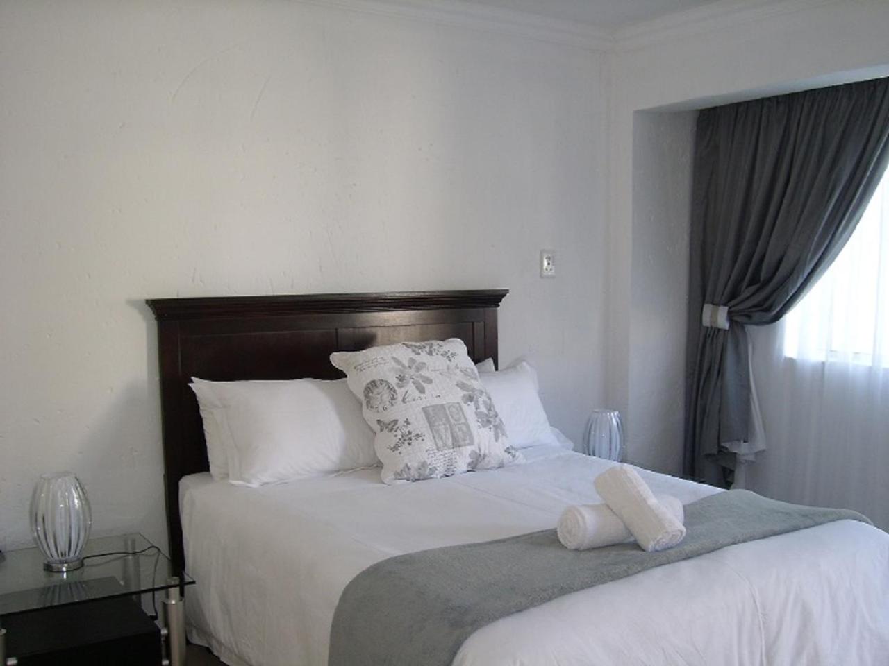 Standard Double Room with Shower - 2 photo 1