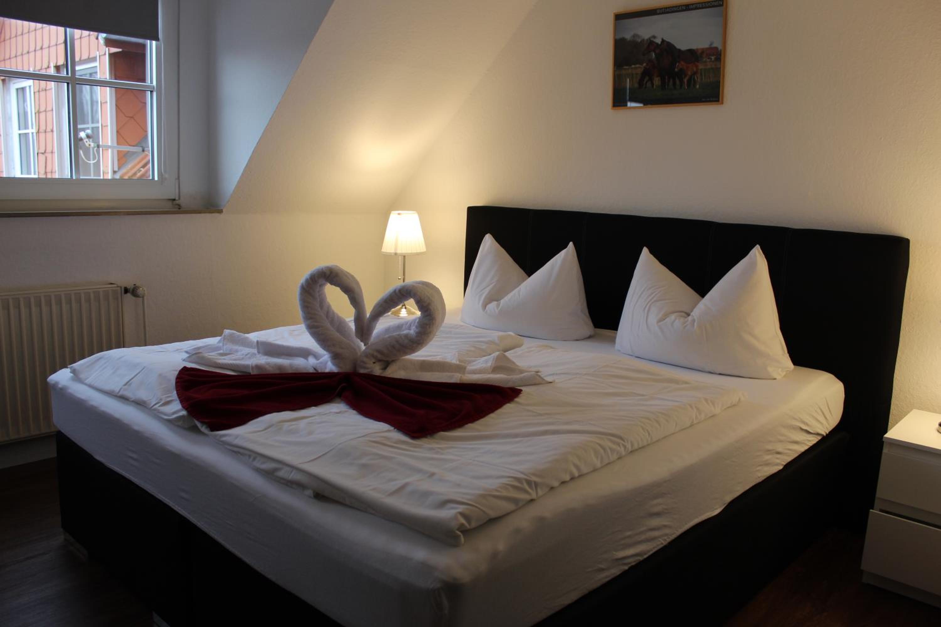 Double Room - Photo 11