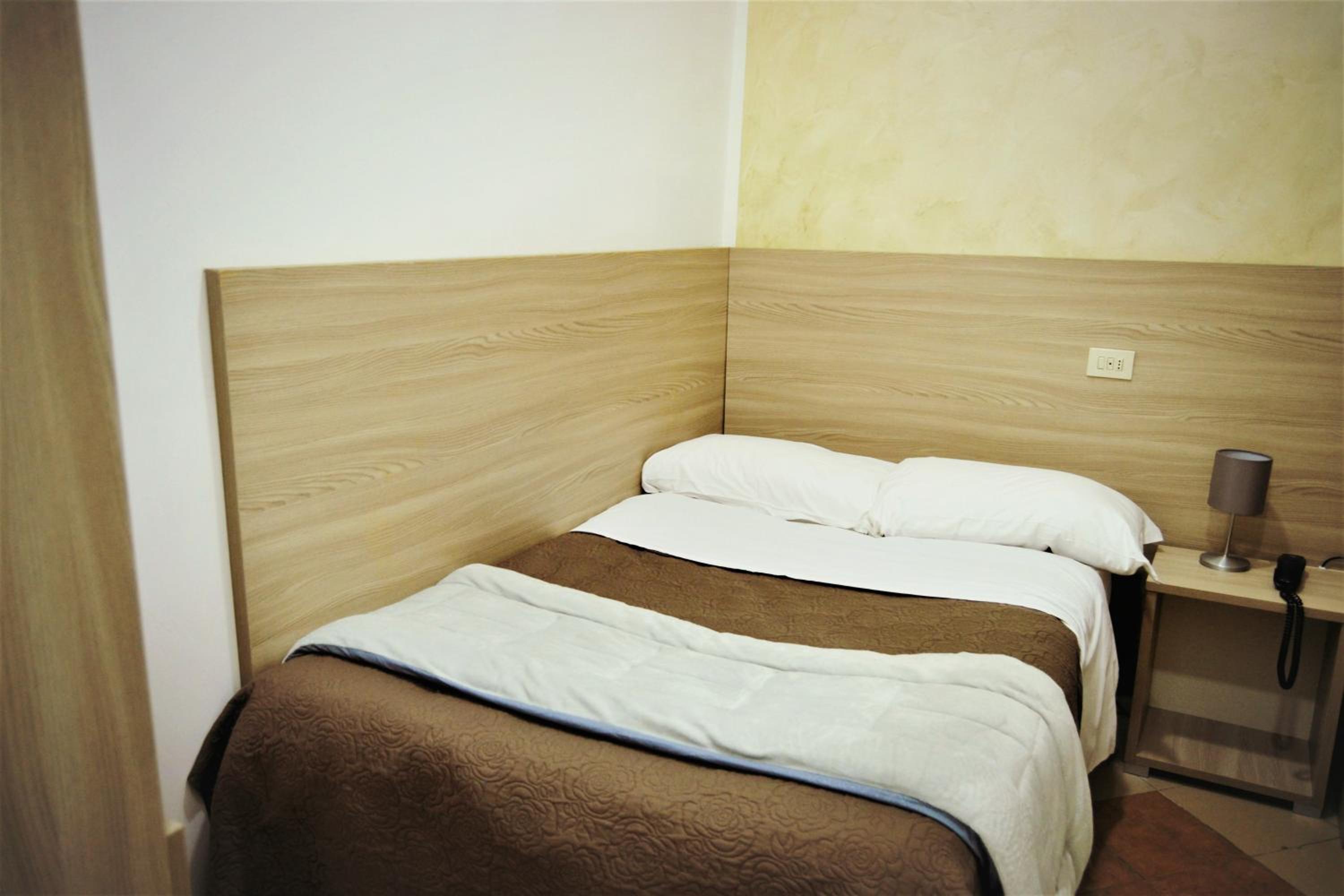 Small Double Room photo 1