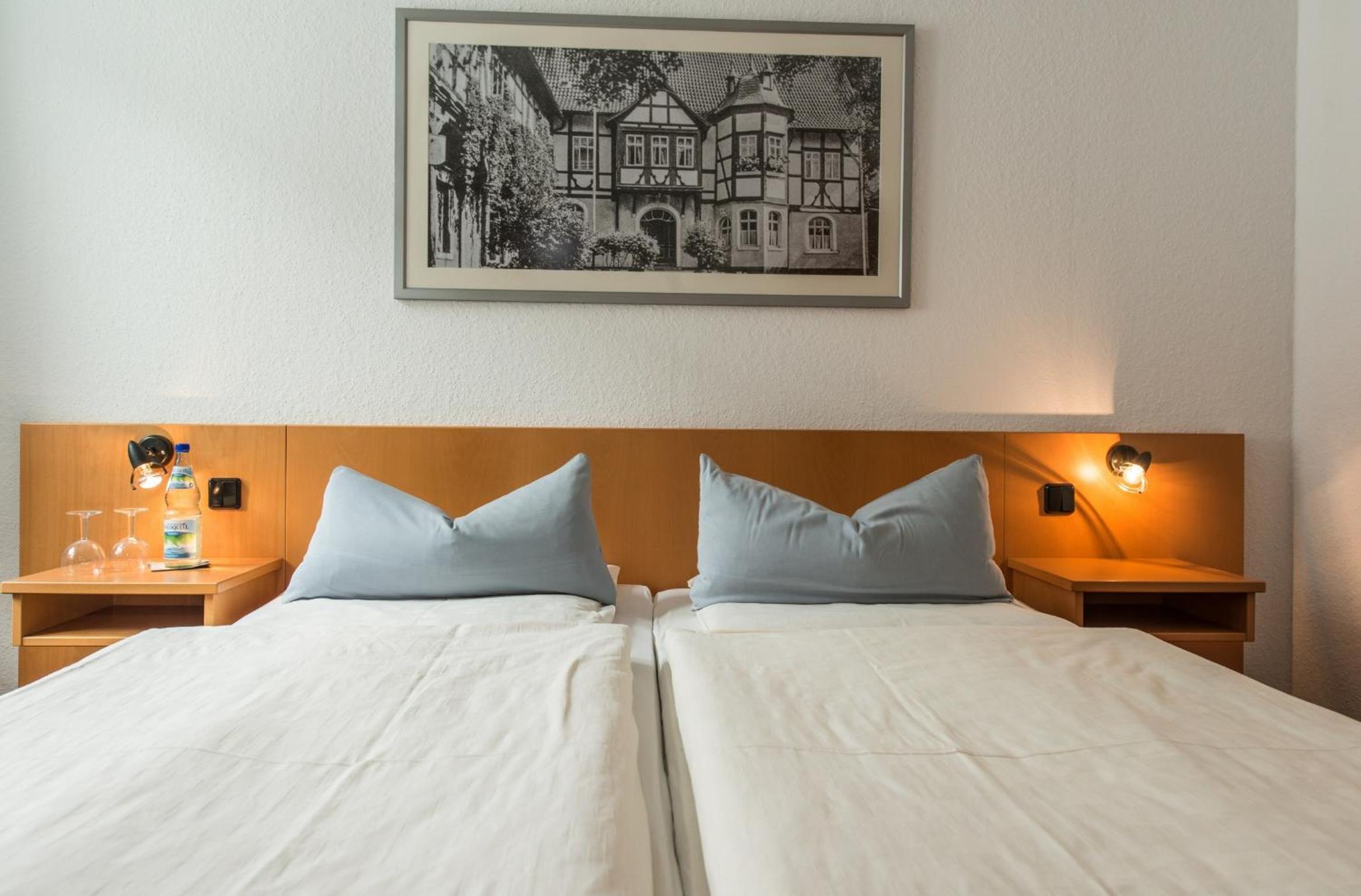 Double Room - Photo 8