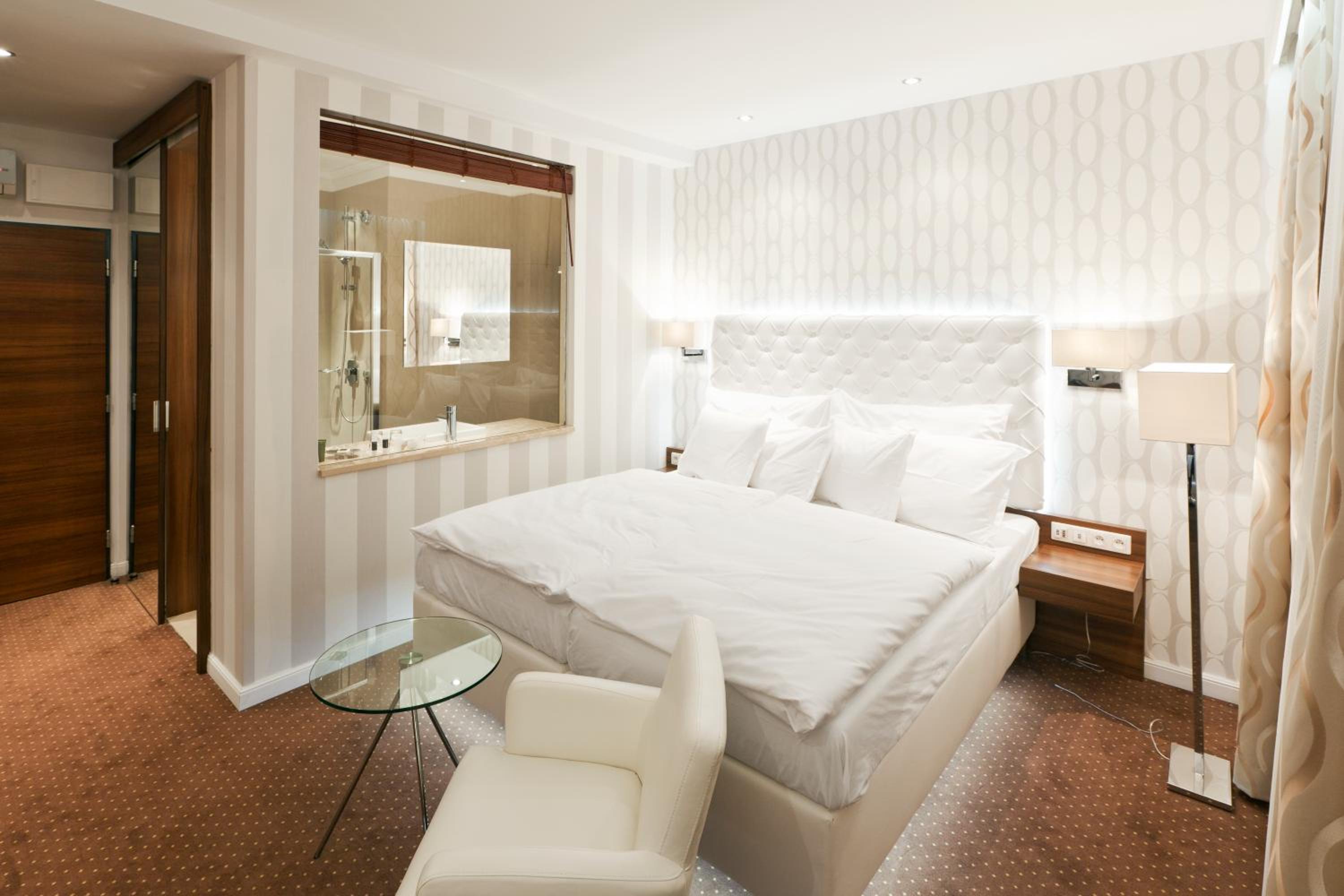 Deluxe Double room with Spa Bath and Terrace  - Photo 2