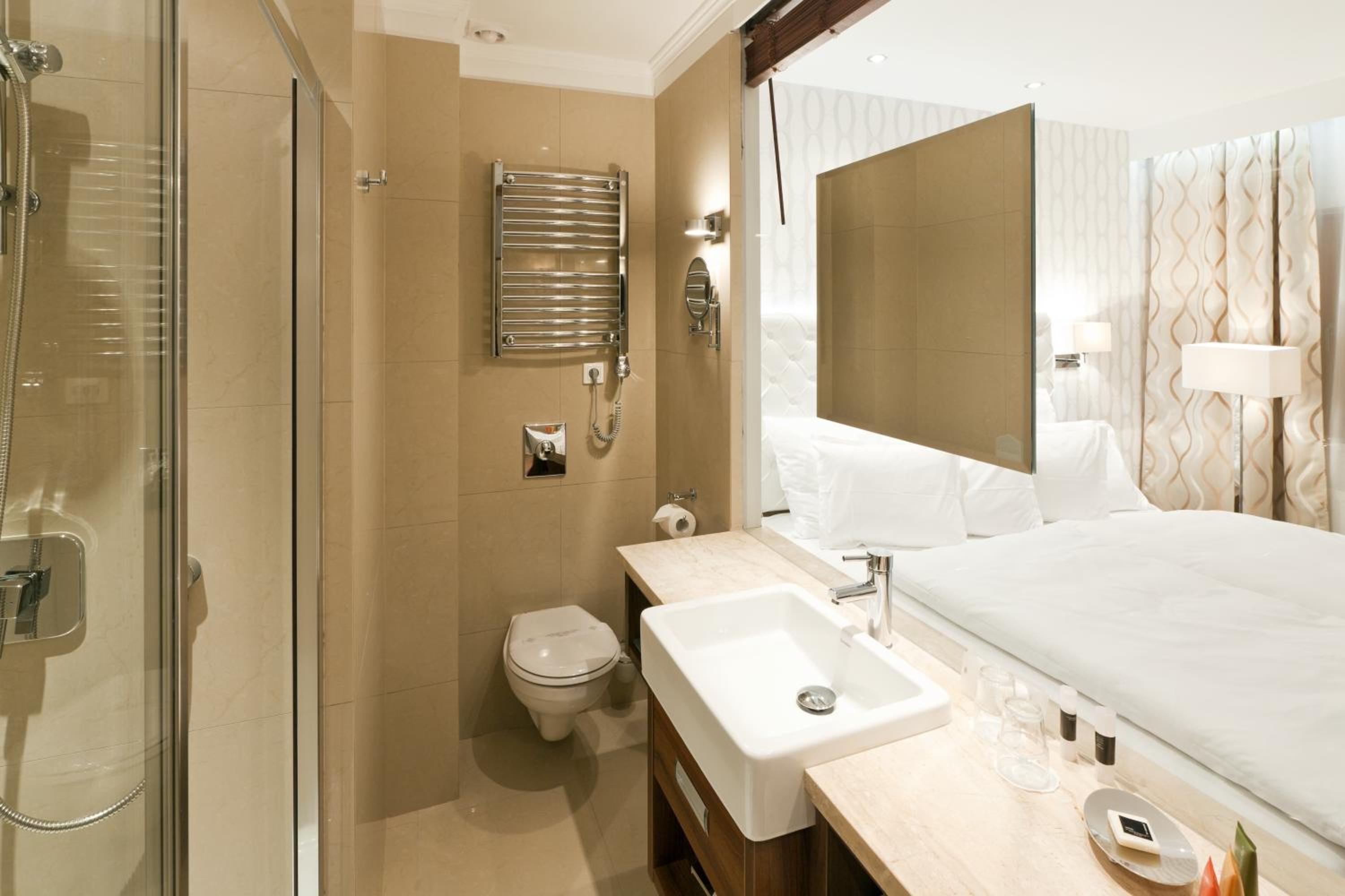 Deluxe Double room with Spa Bath and Terrace  - Photo 5