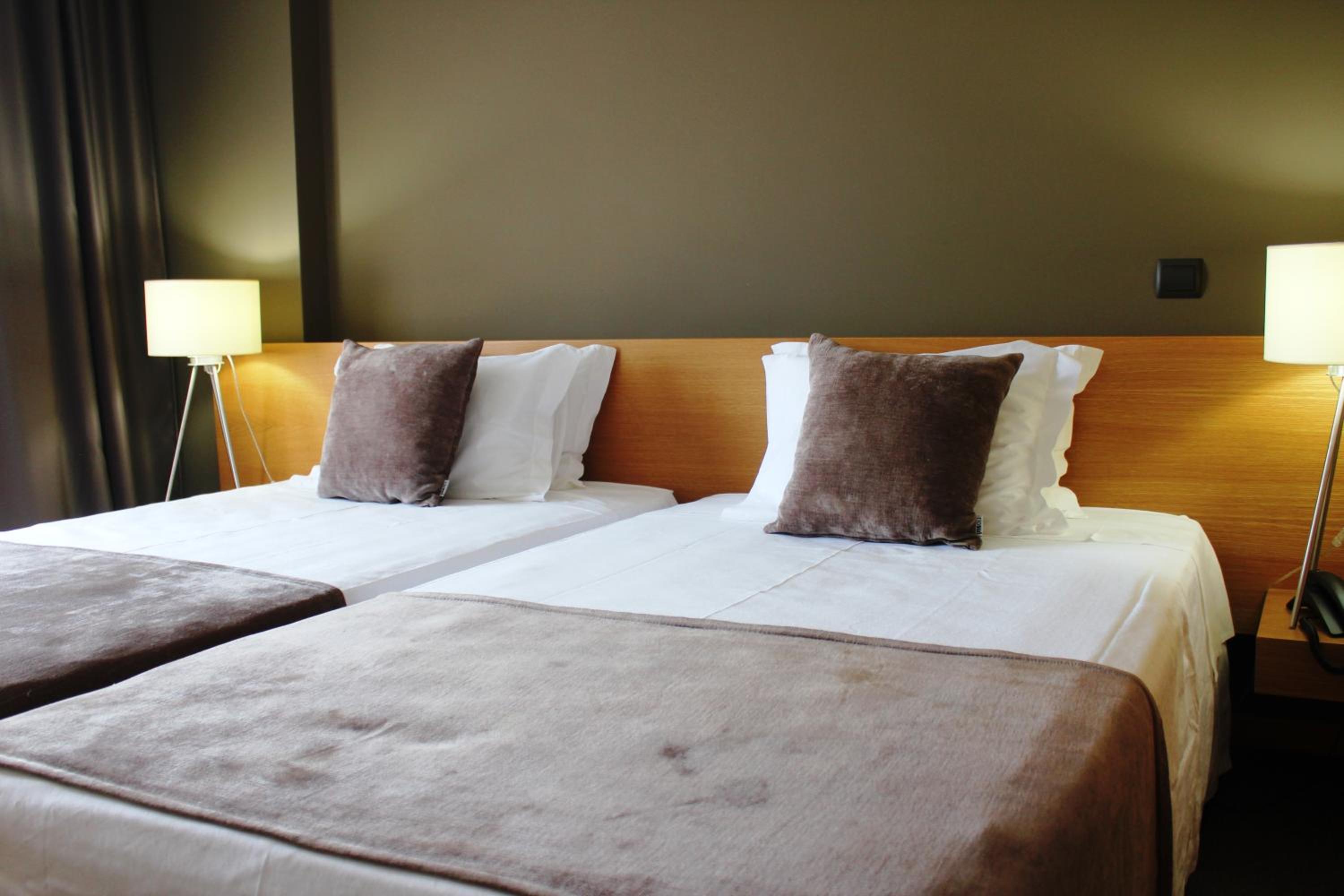 Twin Room - Photo 4