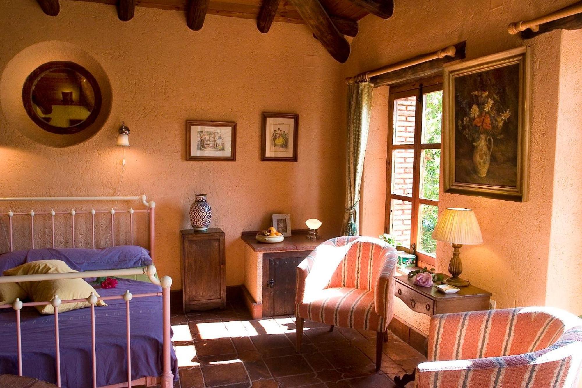 Cottage (2 Adults) photo 3