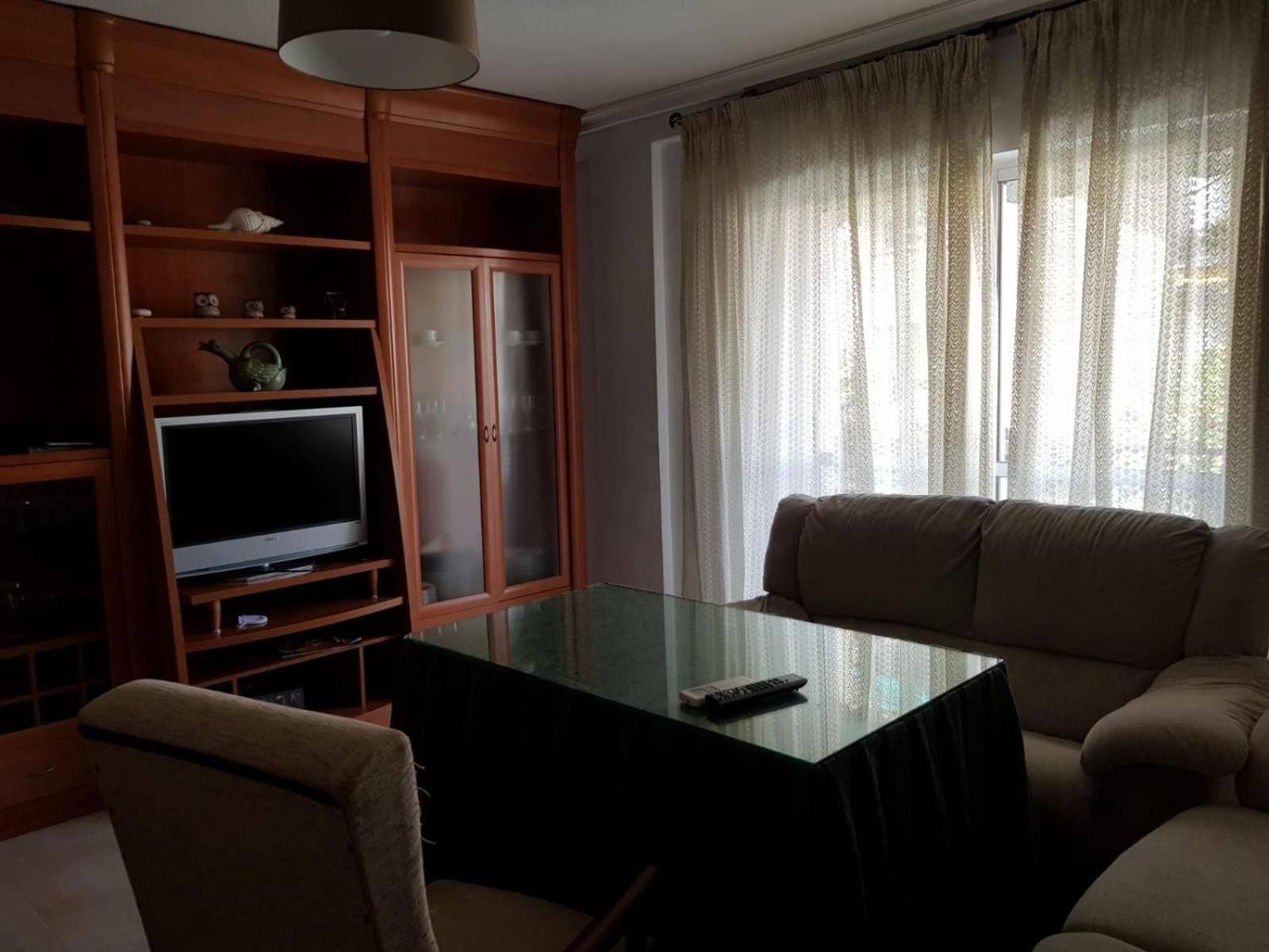 Three-Bedroom Apartment - Photo 8