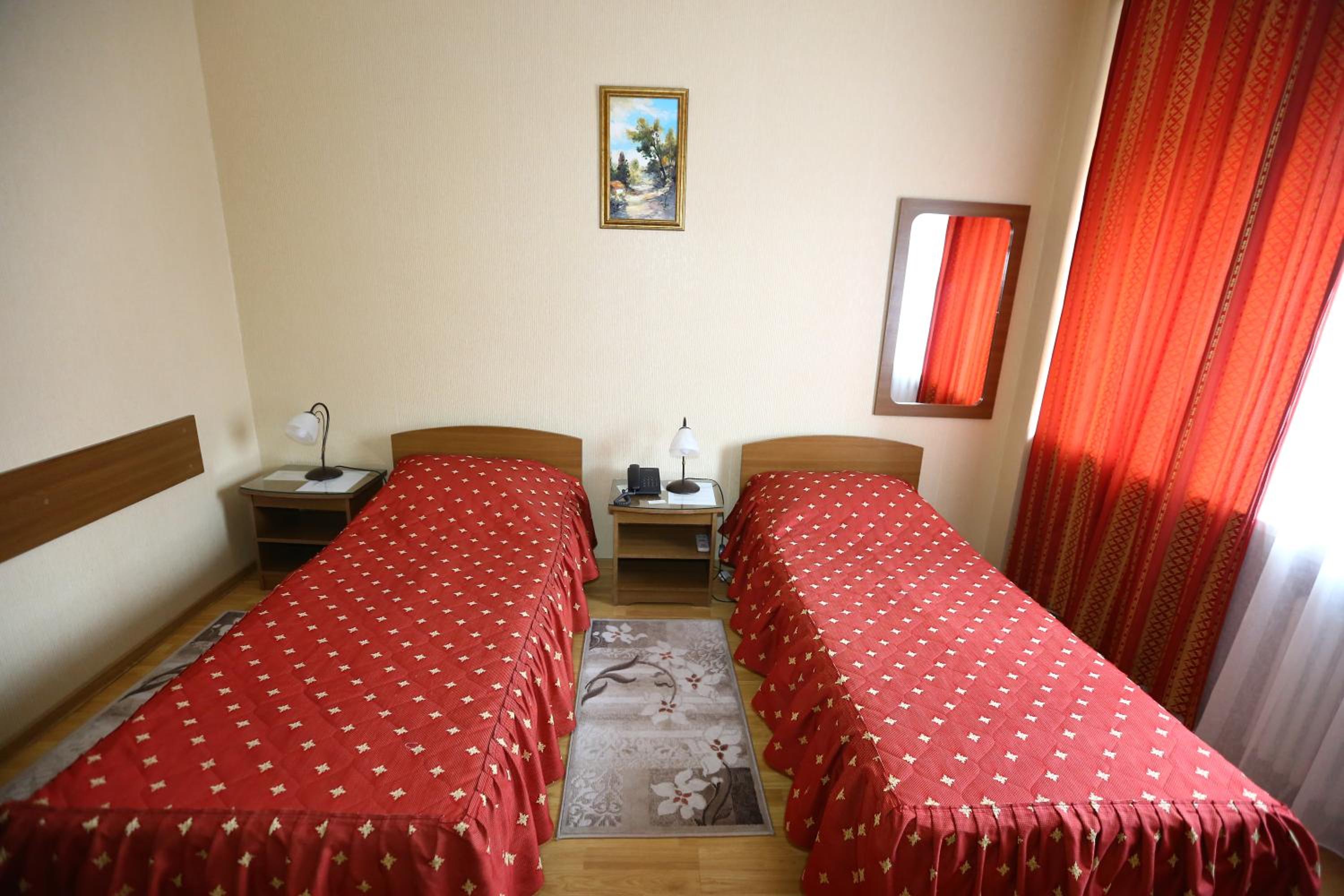 Double or Twin Room - Photo 2