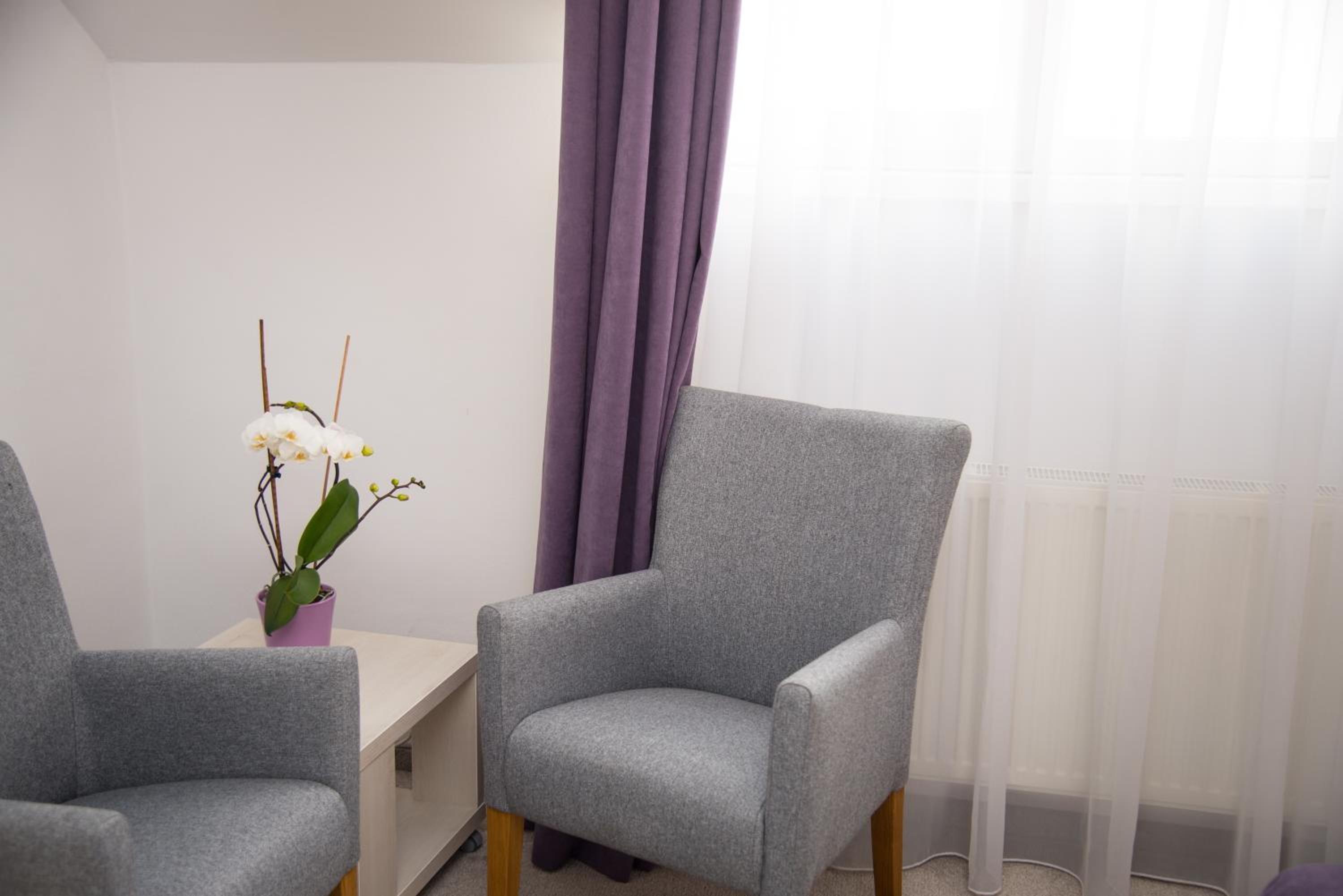 Double Room - Photo 9
