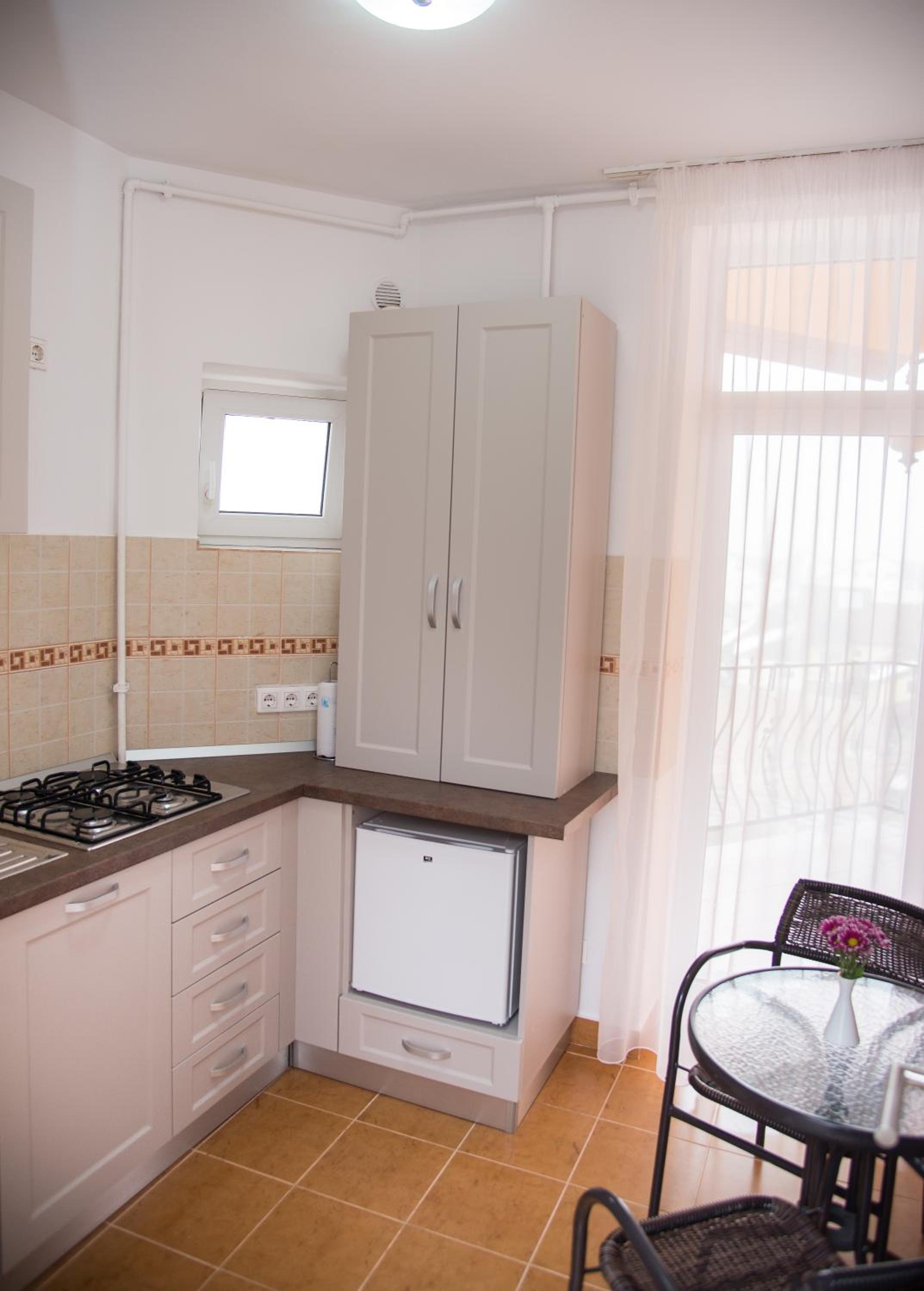 One-Bedroom Apartment with Balcony - Photo 15