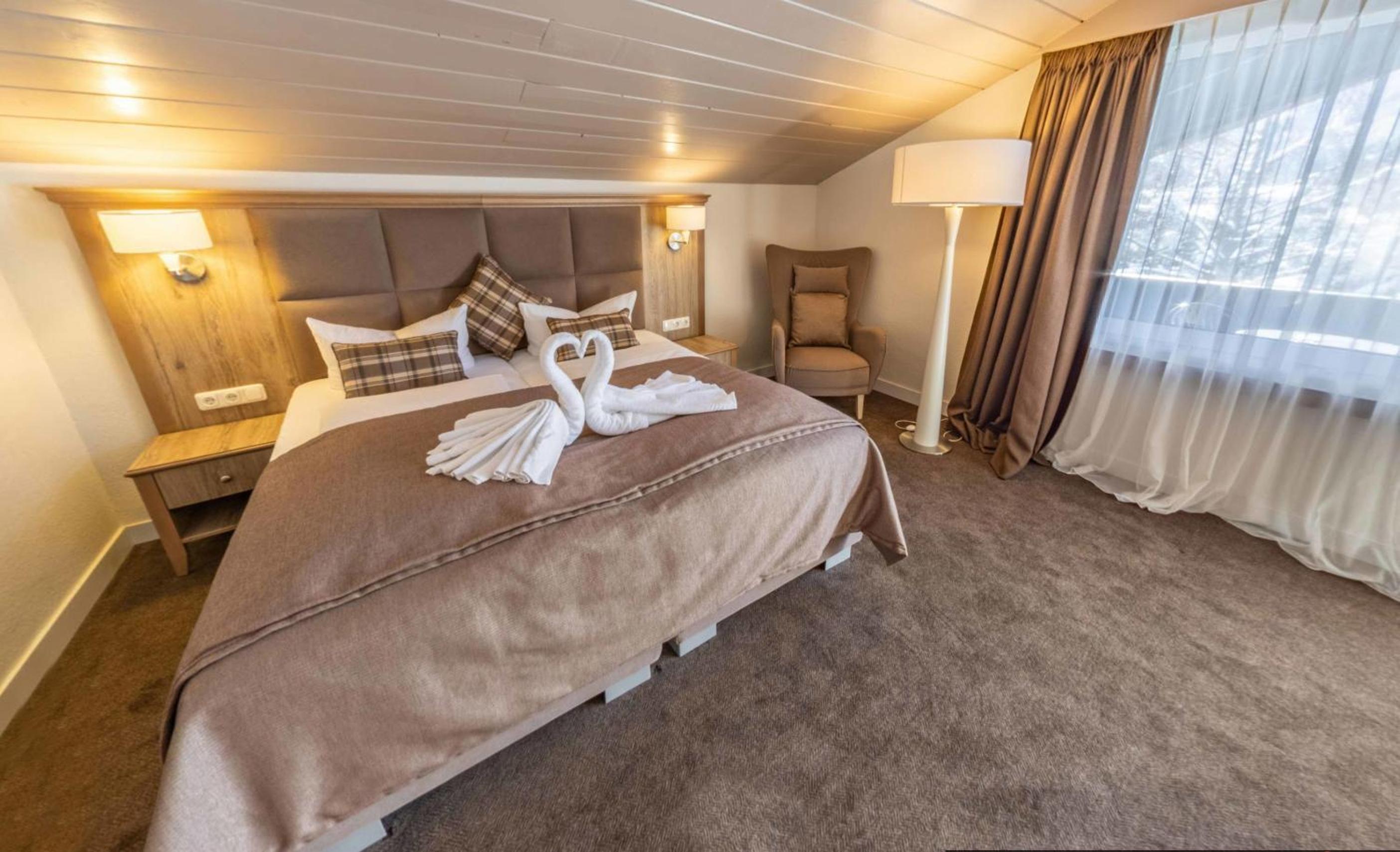 Superior Suite with Mountain View - Photo 1