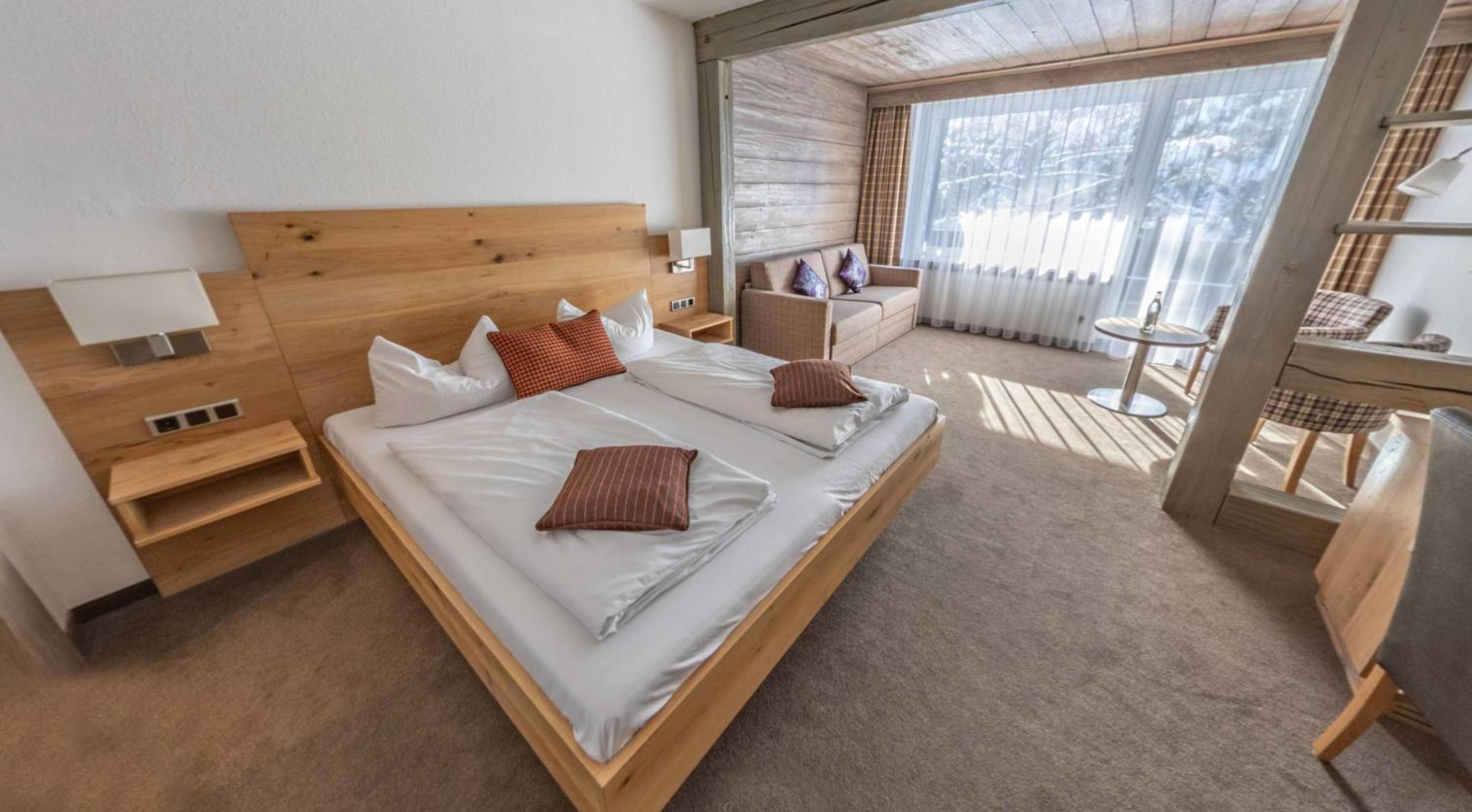 Superior Large Double Room - Photo 1
