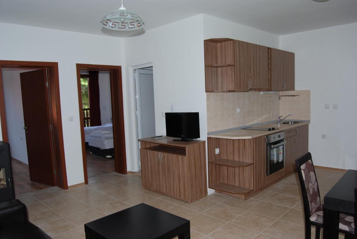 Two-Bedroom Apartment photo 3