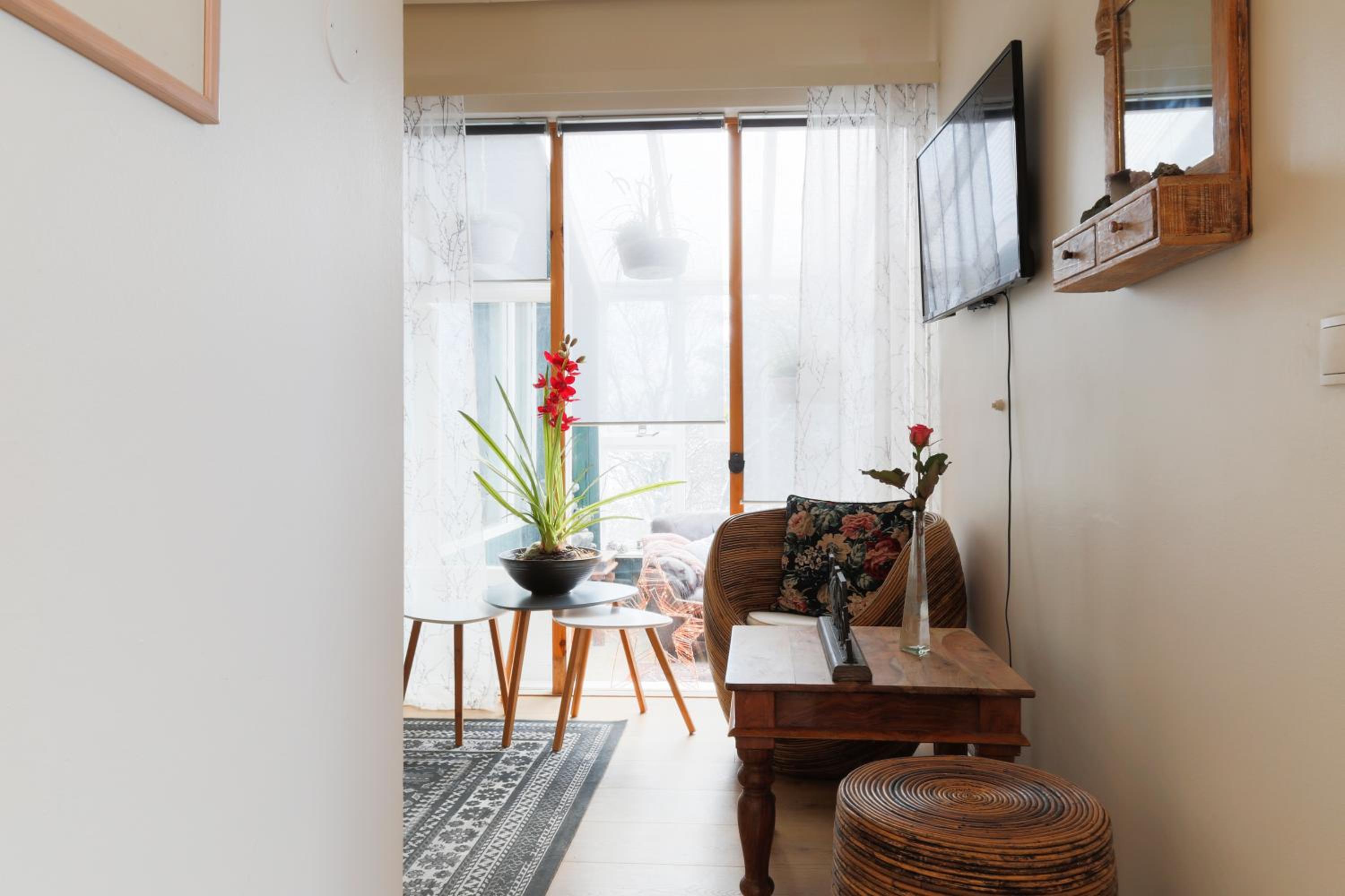 Three-Bedroom Apartment - Photo 37