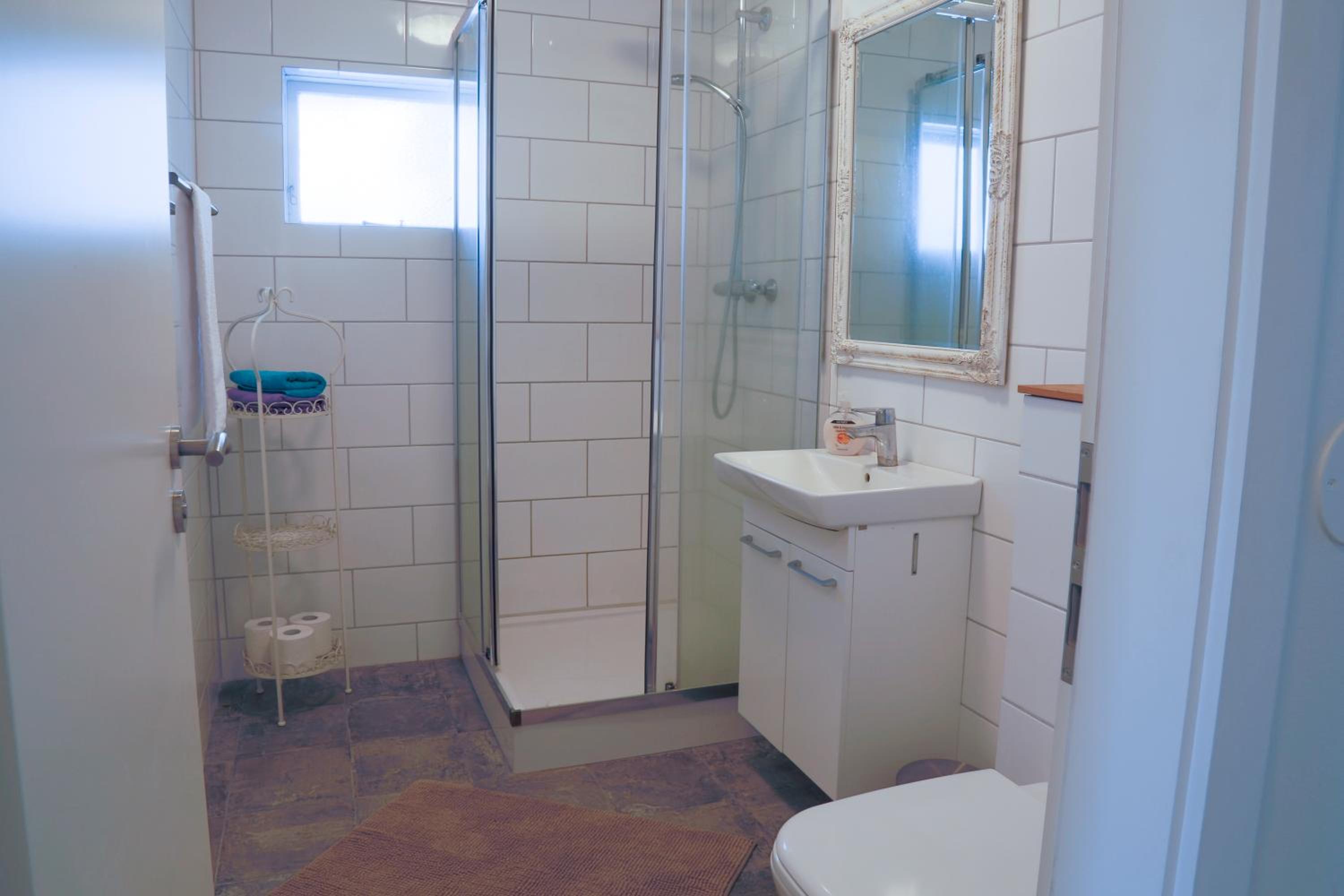 Three-Bedroom Apartment - Photo 23