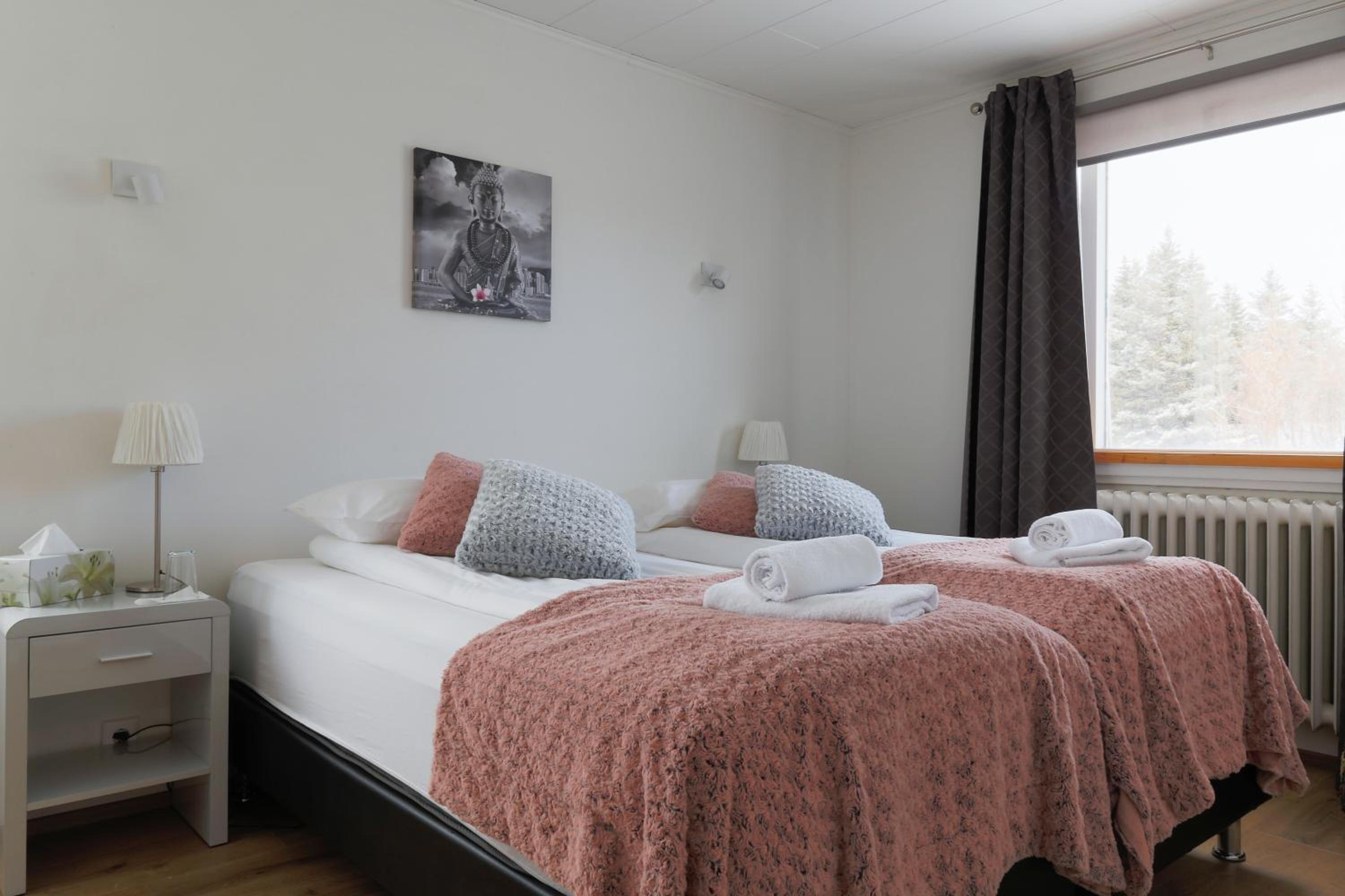 Three-Bedroom Apartment - Photo 17