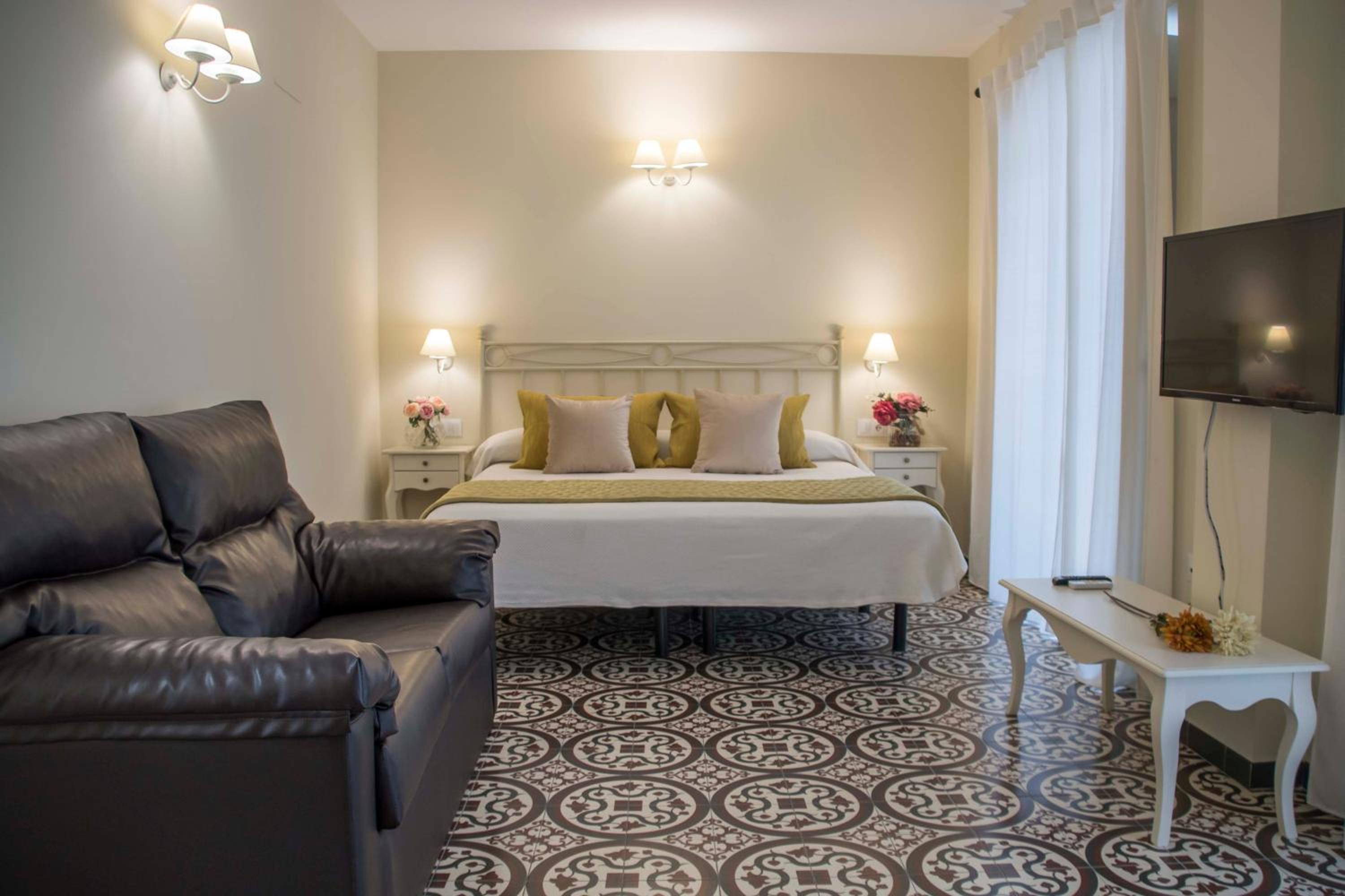 Superior Queen Room photo 1