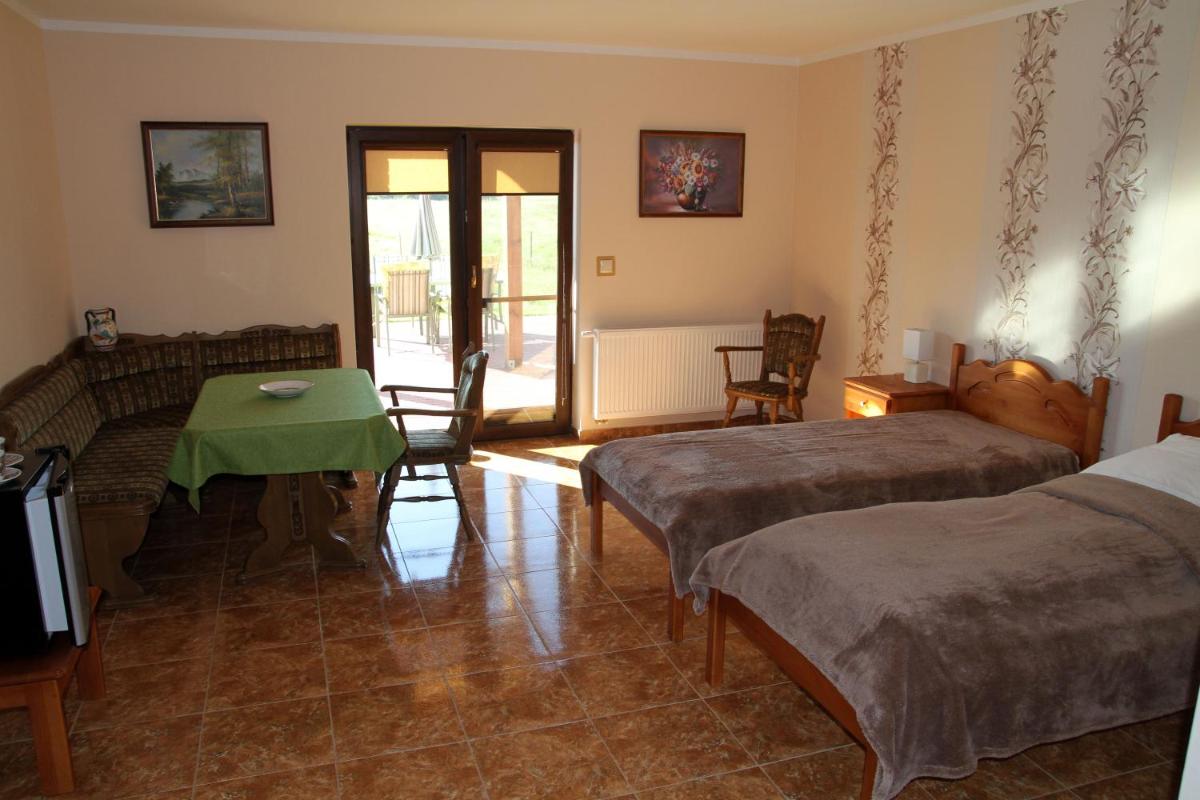 Large Twin Room photo 1