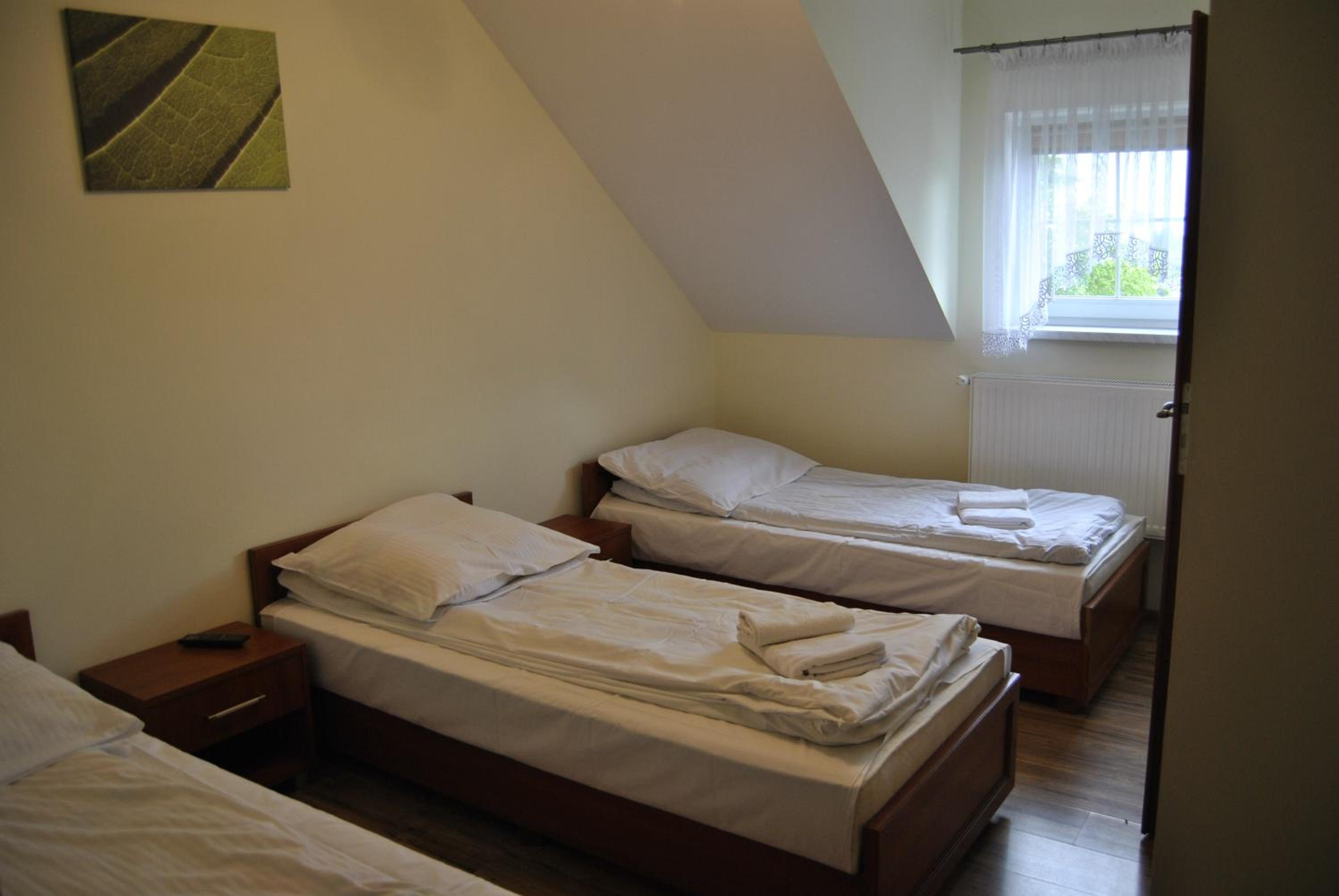Triple Room with Shower - Photo 1