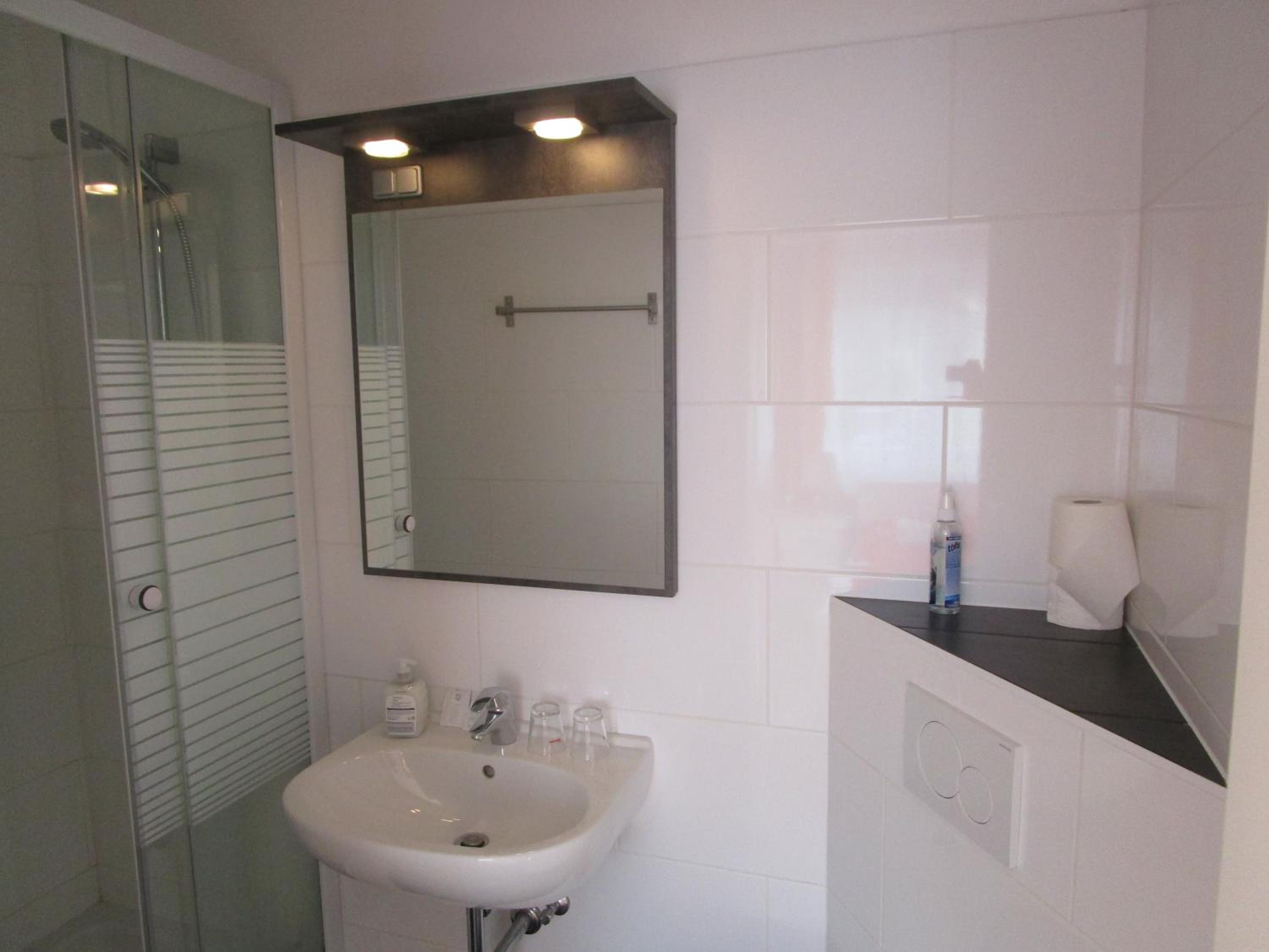 Triple Room with Bathroom photo 2