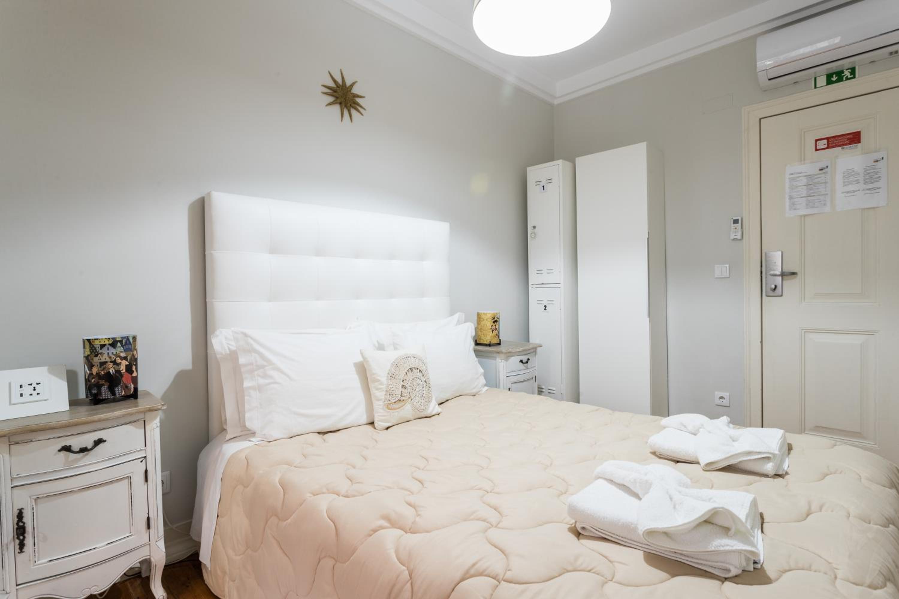 Double Room with Shared Bathroom