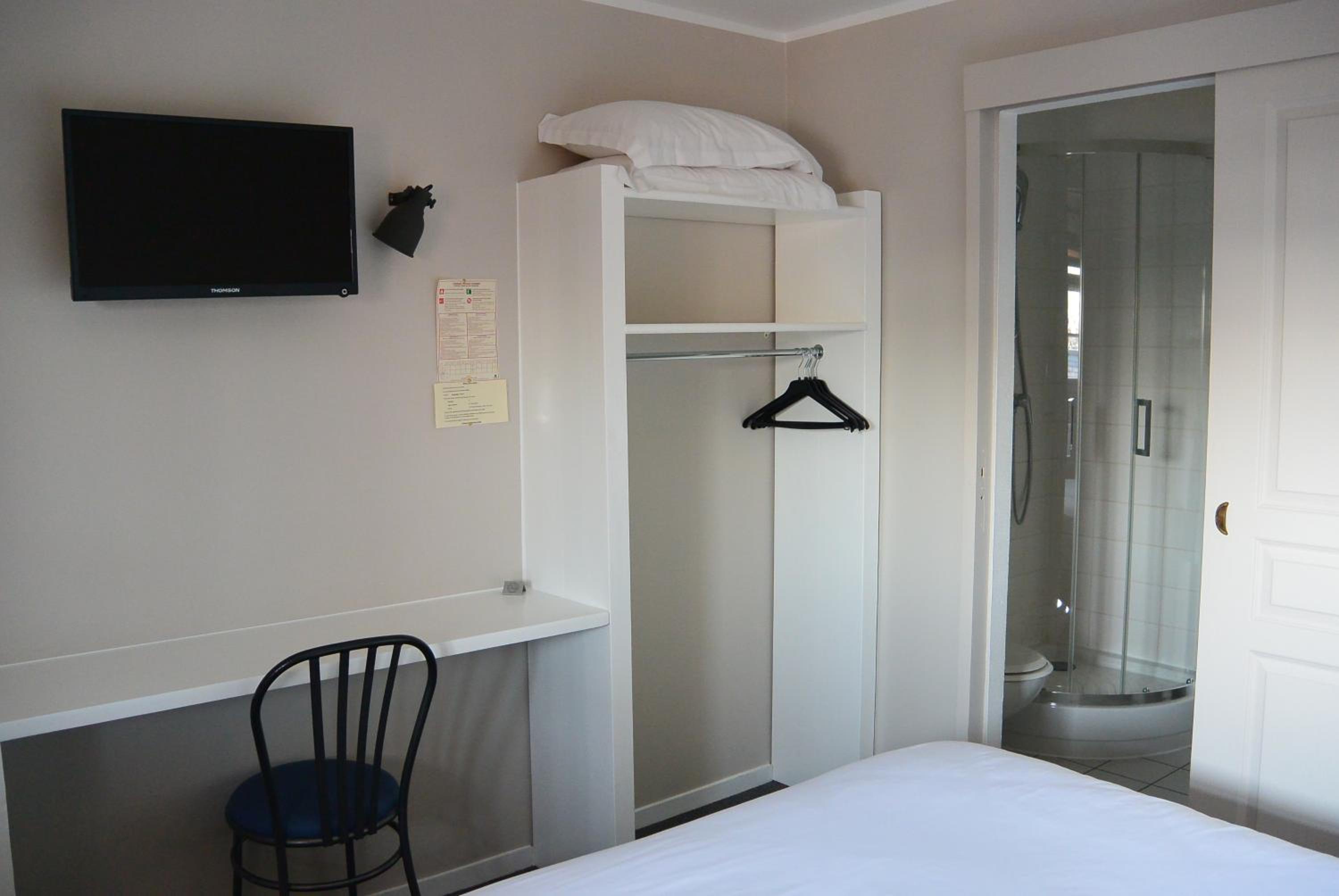 Double Room - Garden Side