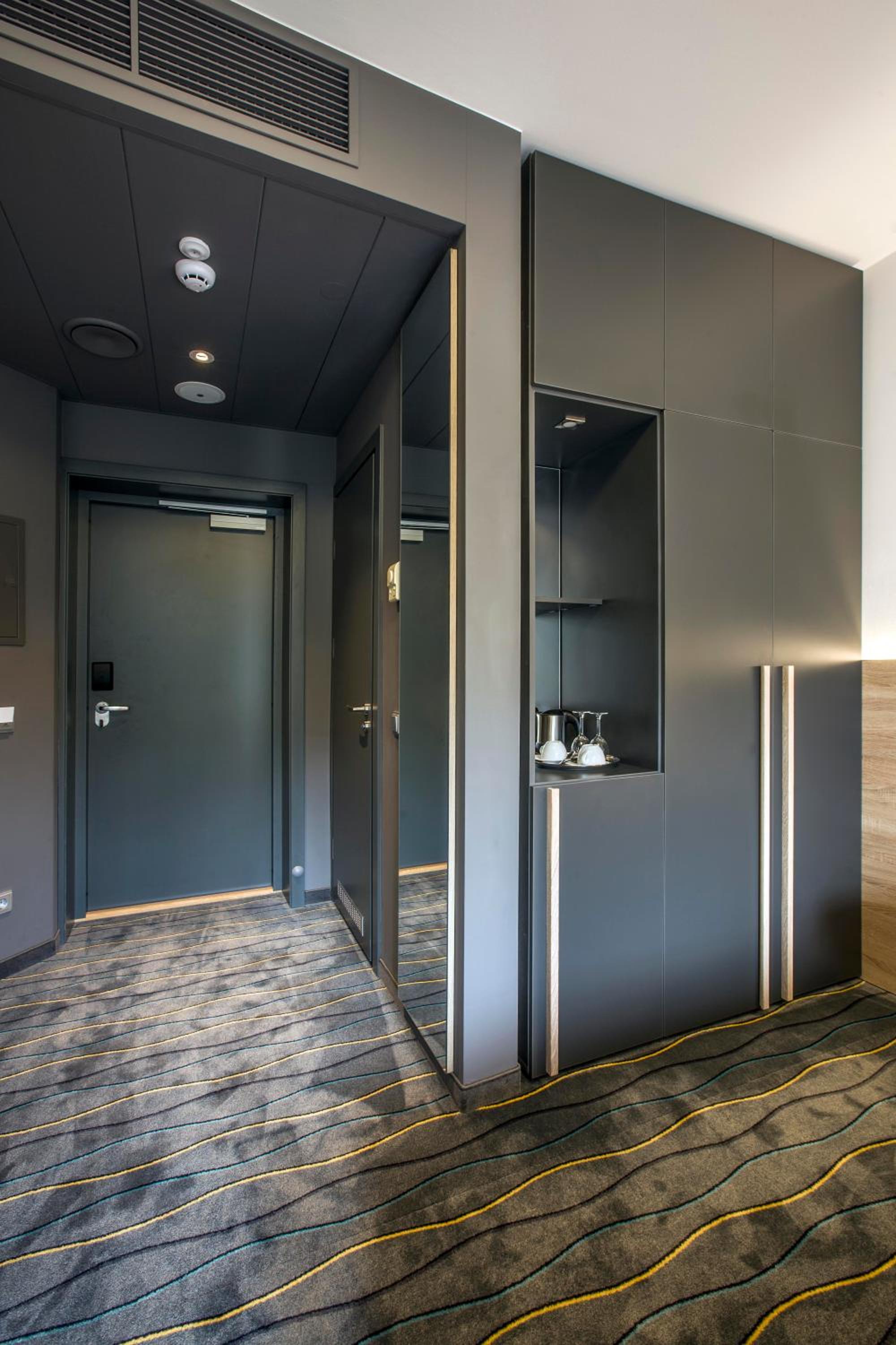 Standard Plus with Spa Access photo 2