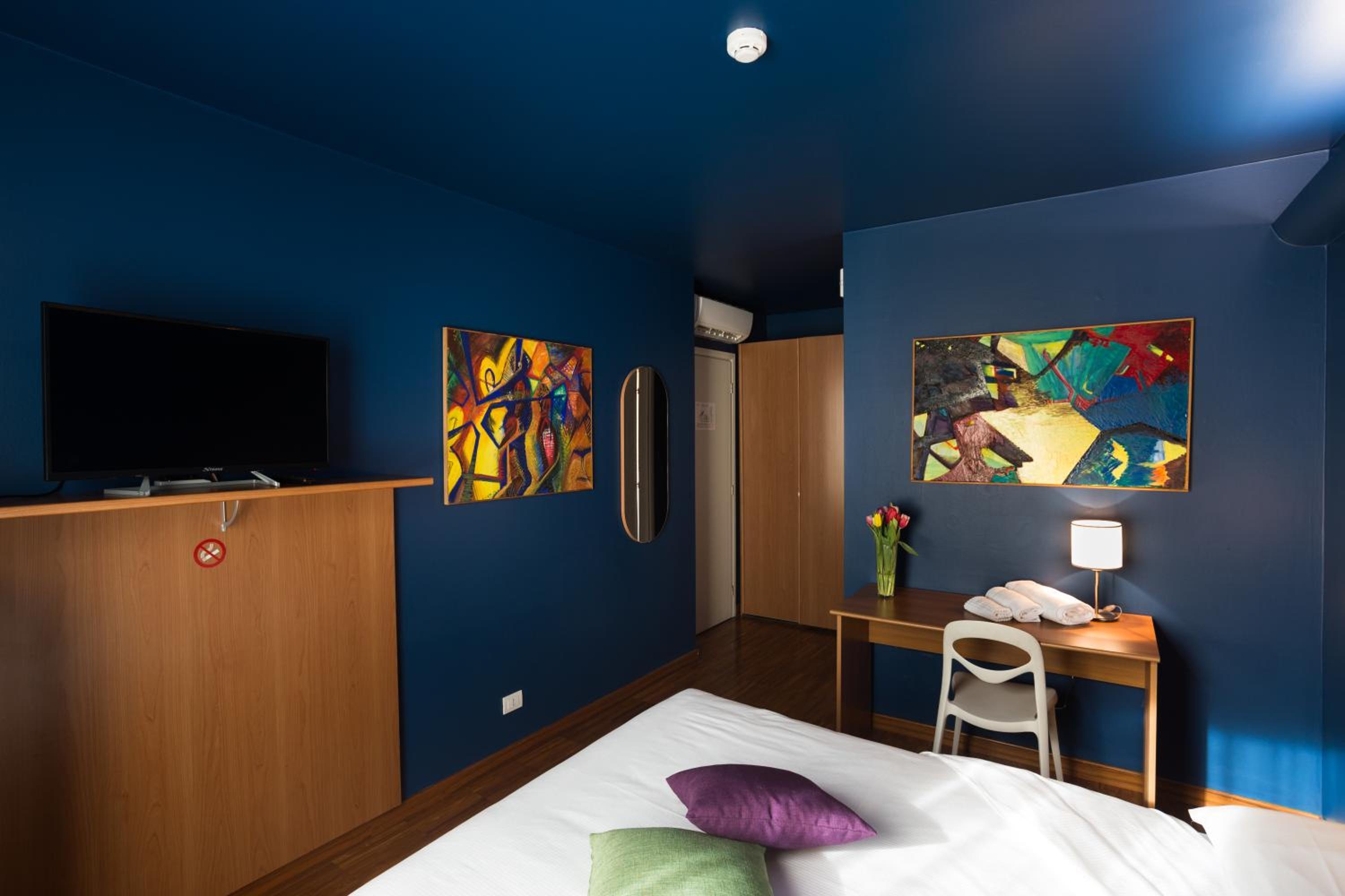 Single Room