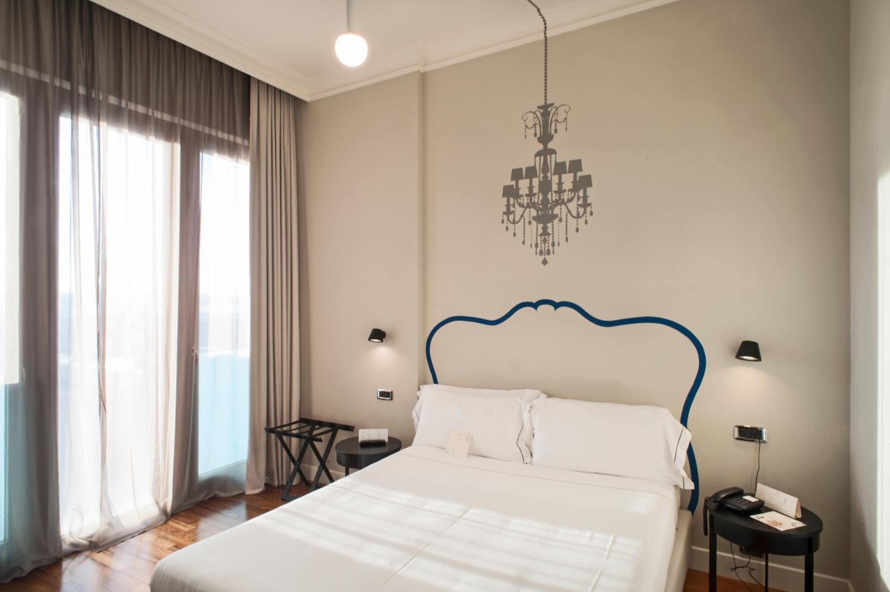 Economy Double Room photo 3