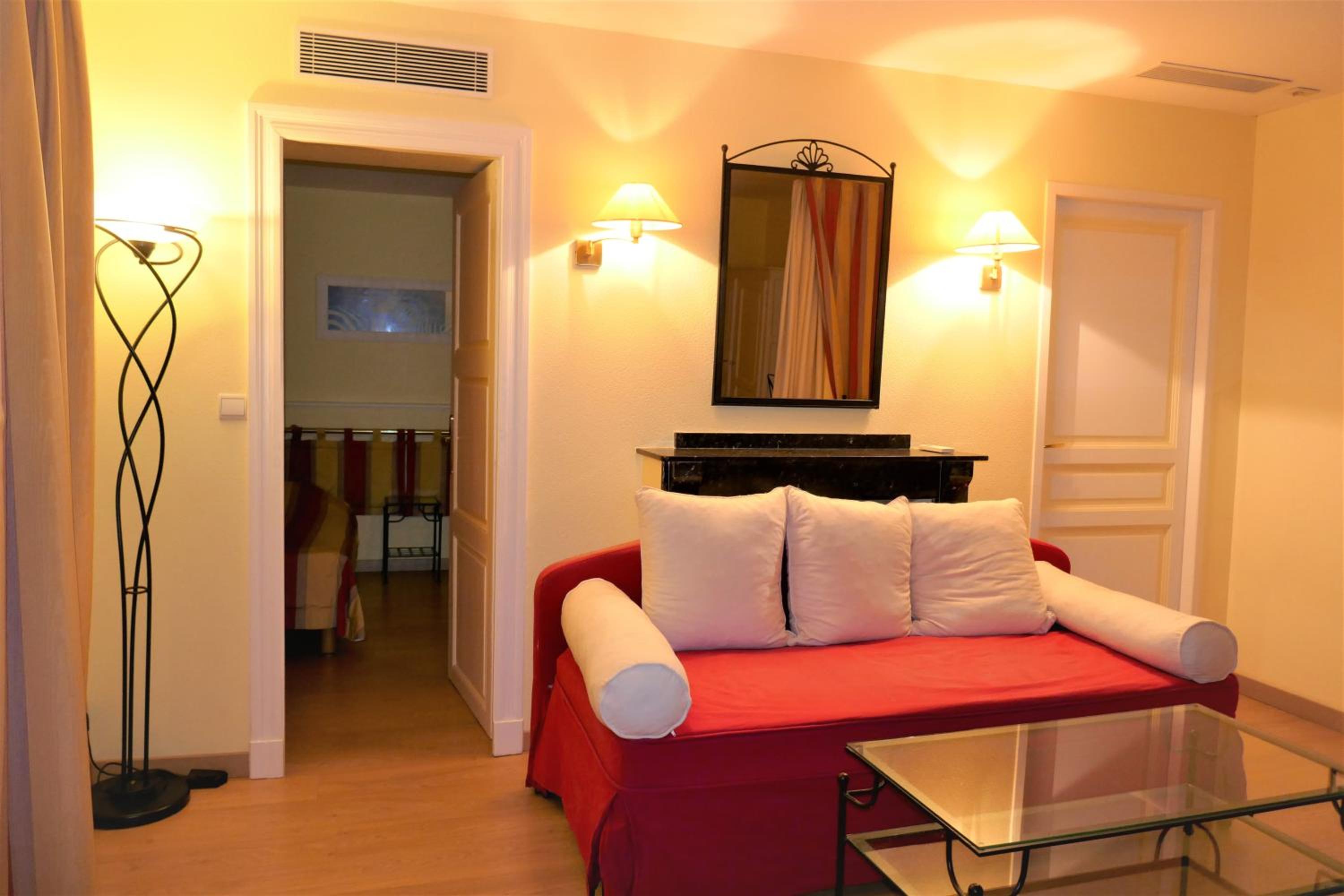 Family Suite - Photo 1