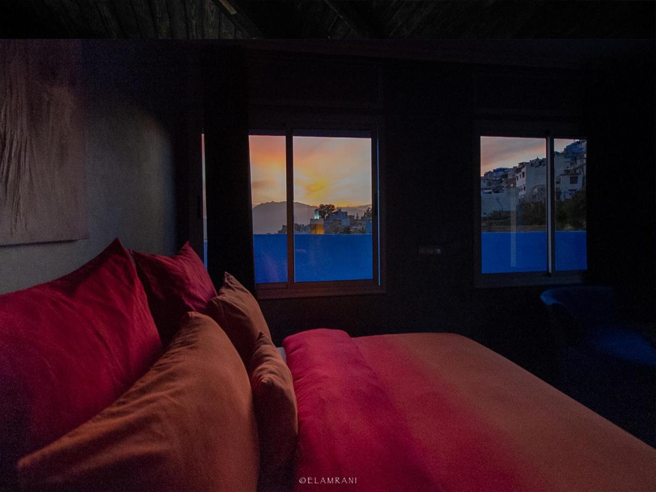 King Room with Mountain View photo 2
