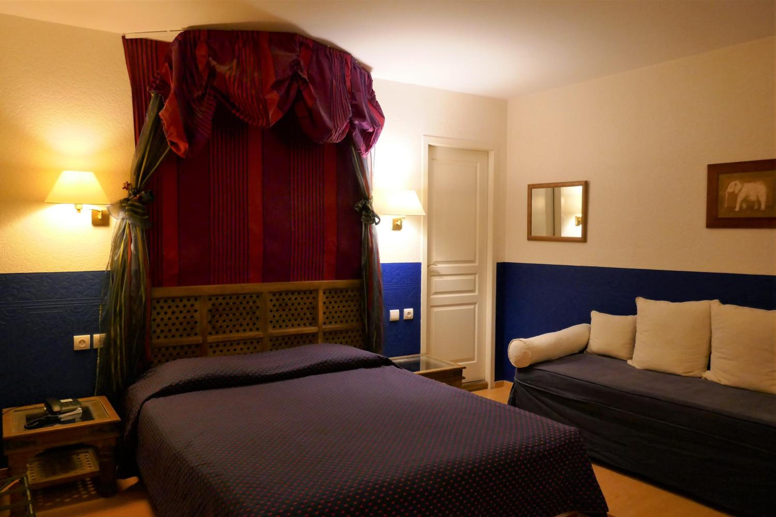 Double Room - Photo 7