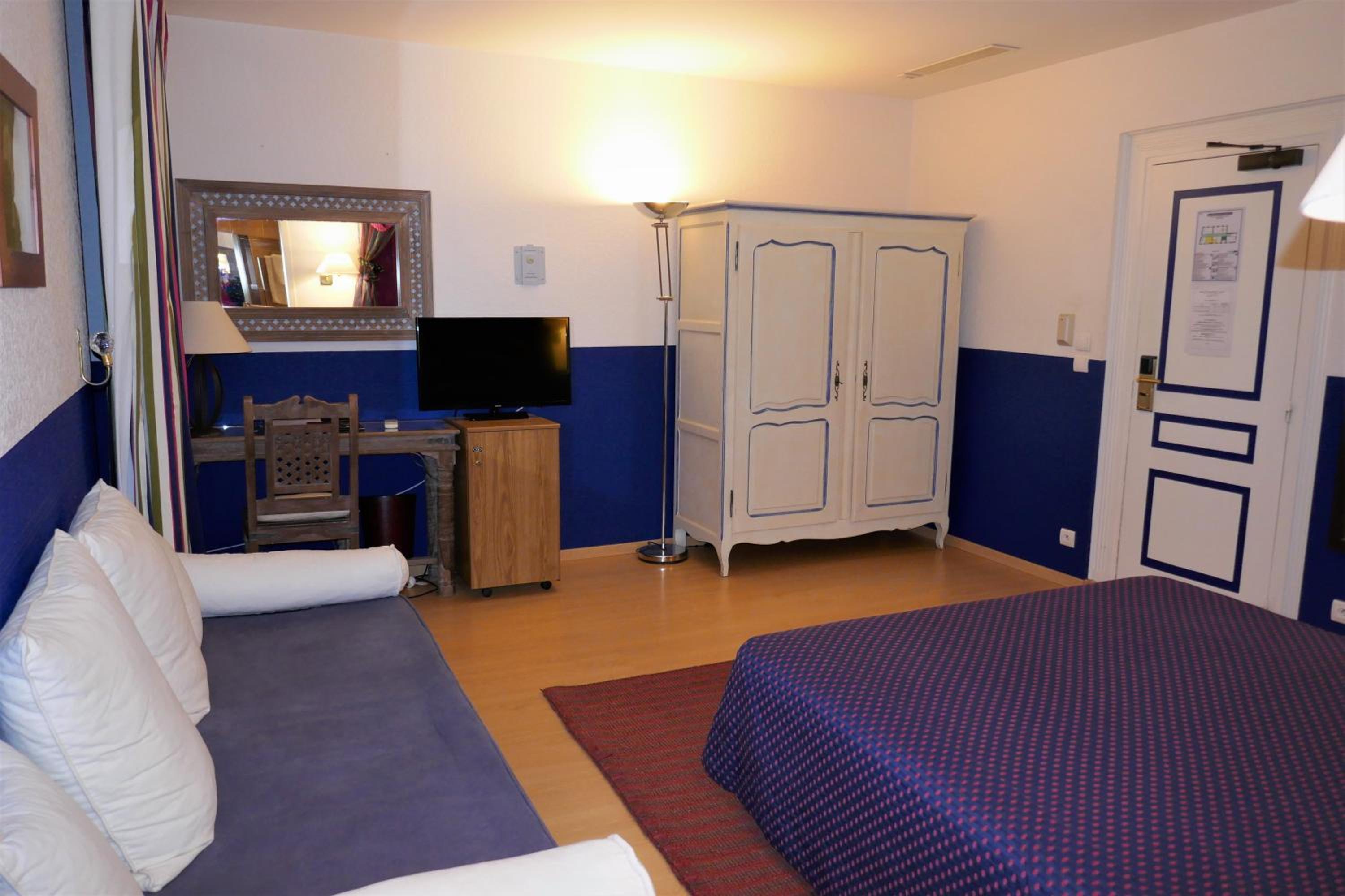 Double Room - Photo 4