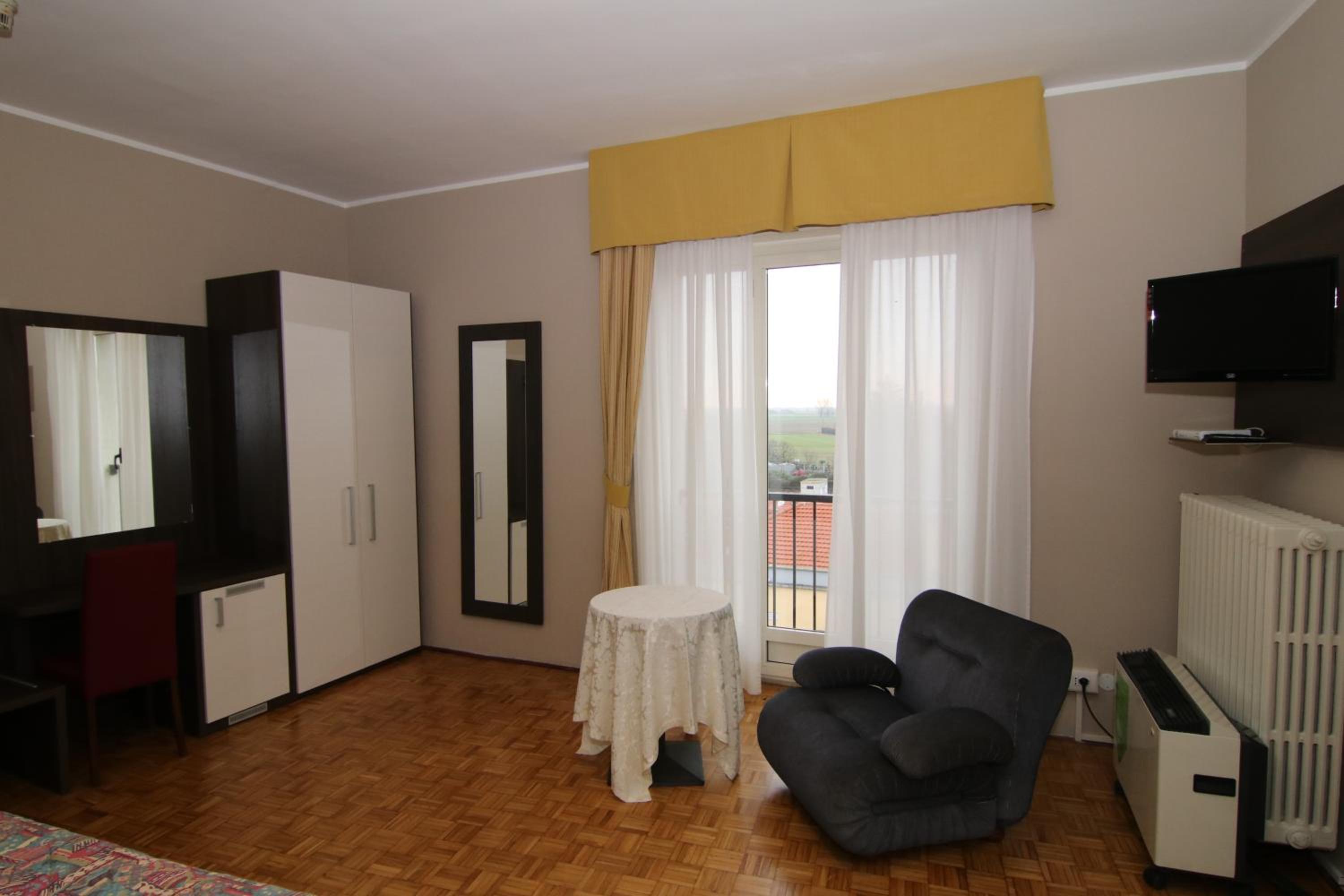 Twin Room photo 2