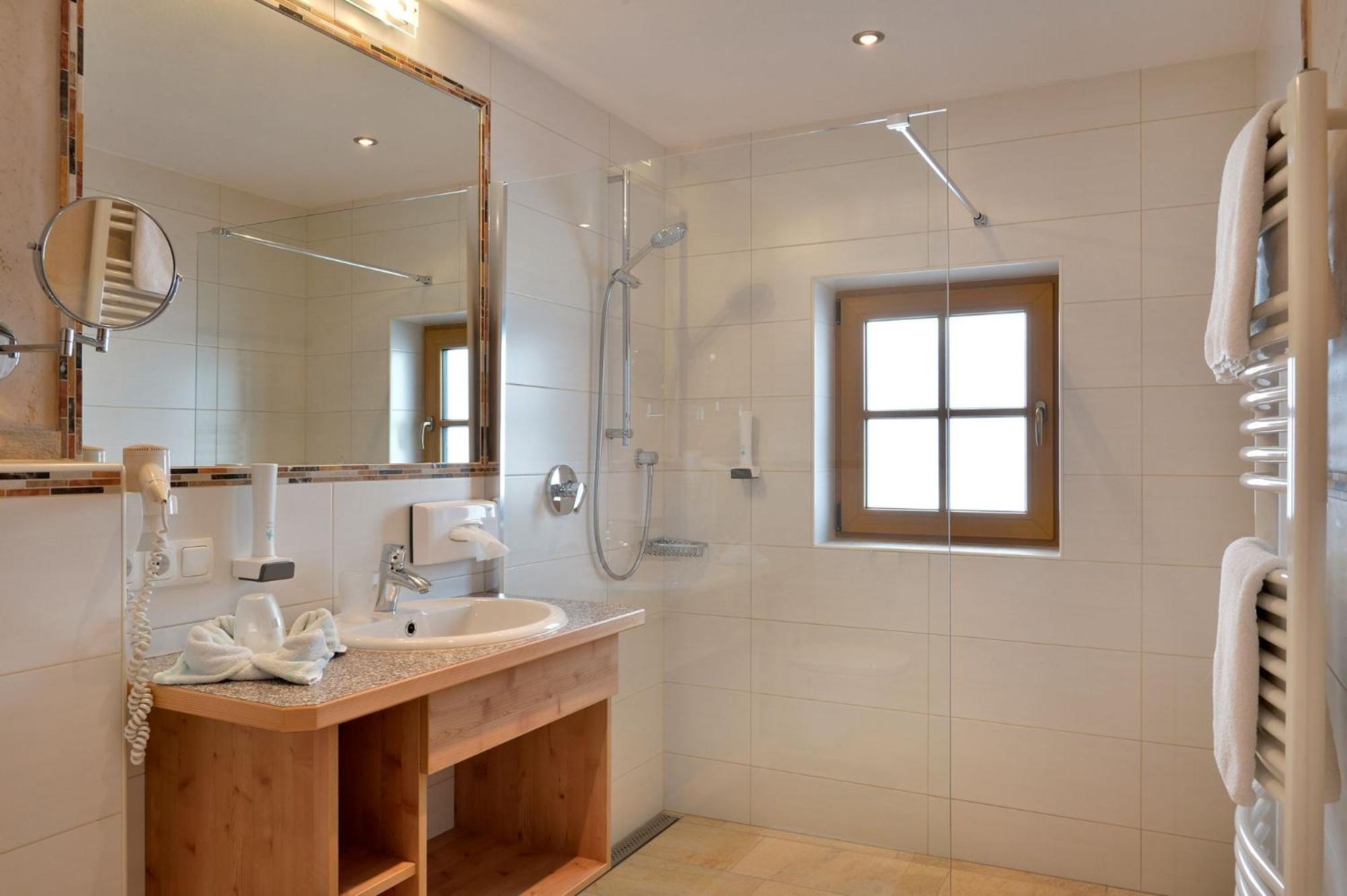 Double Room - Photo 4