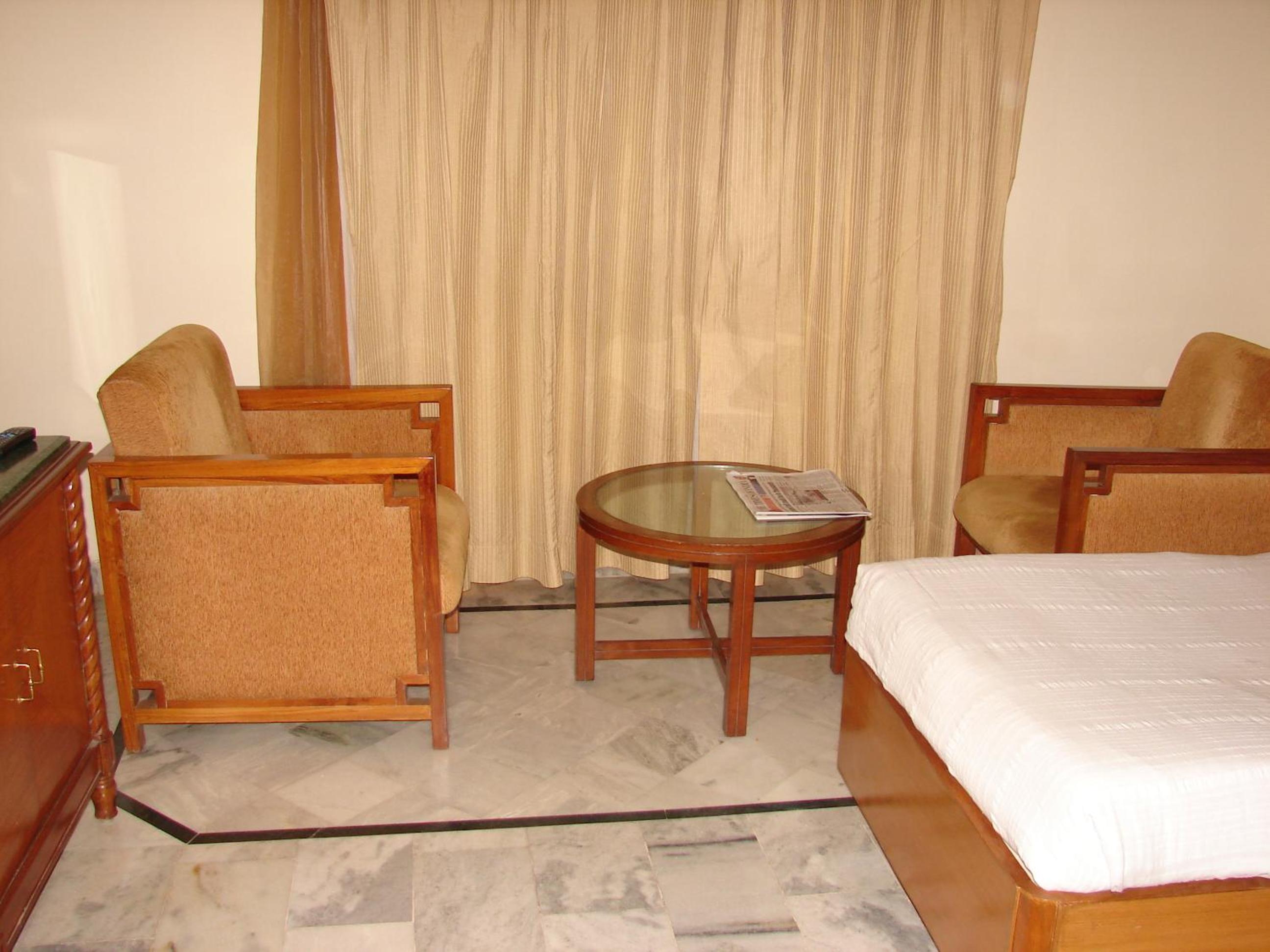 King Room with Pool View photo 1