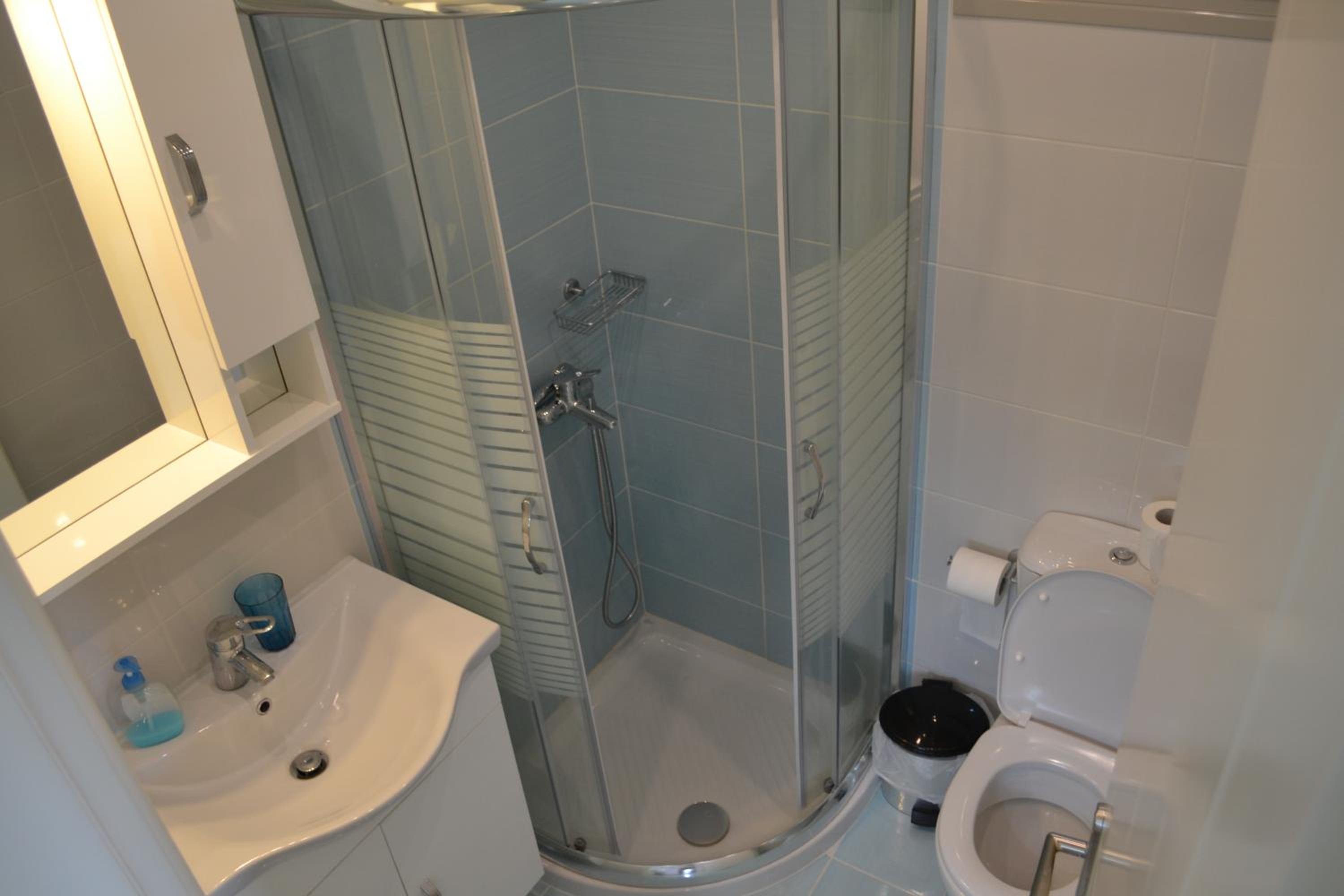 Studio Apartment photo 3