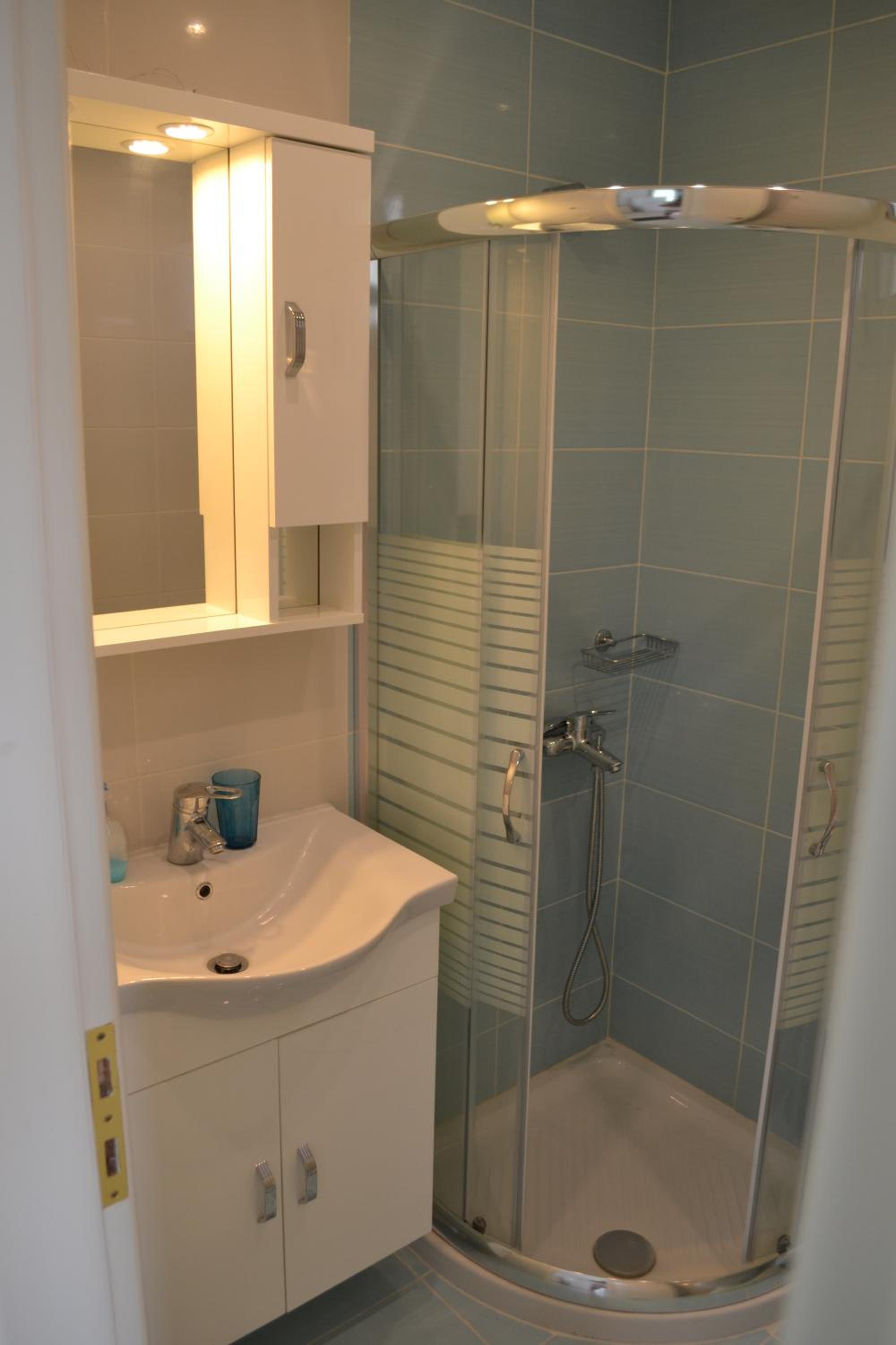Studio Apartment photo 2
