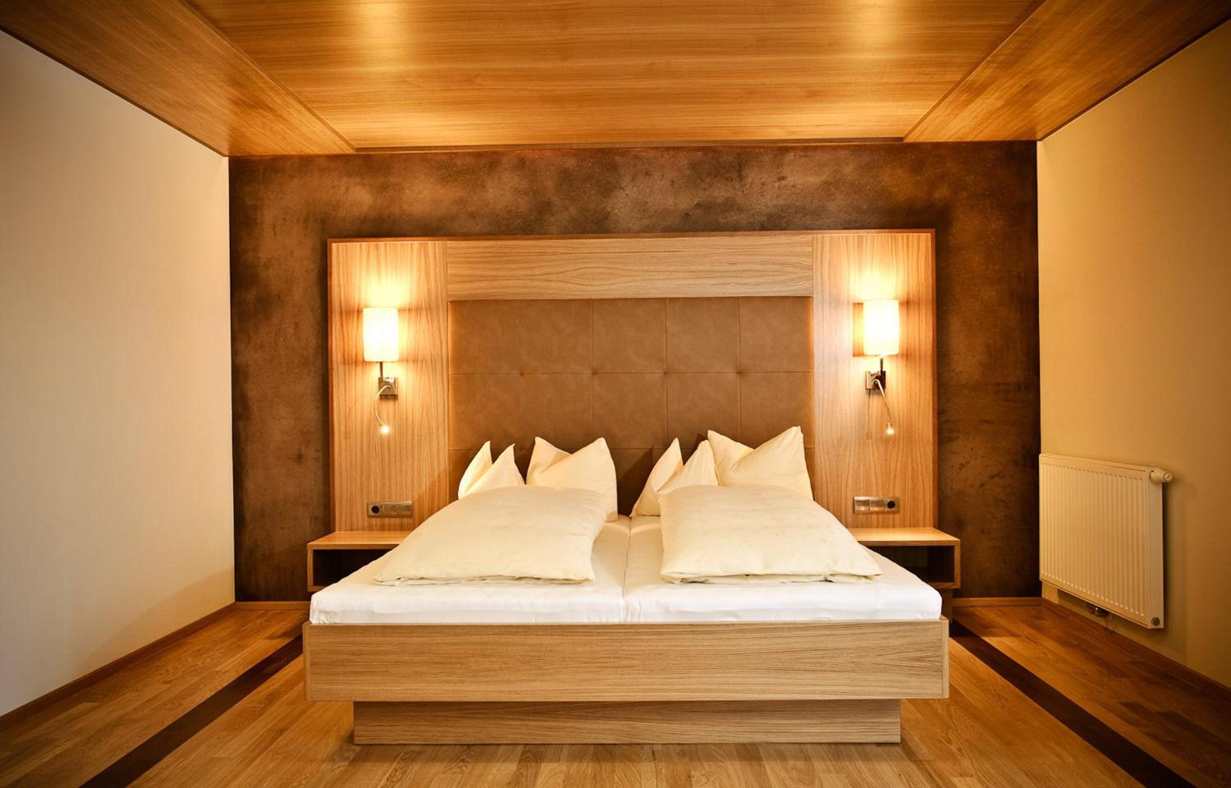 Deluxe Junior Suite - Photo 1