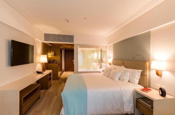 Luxury Apartment with Sea View photo 2