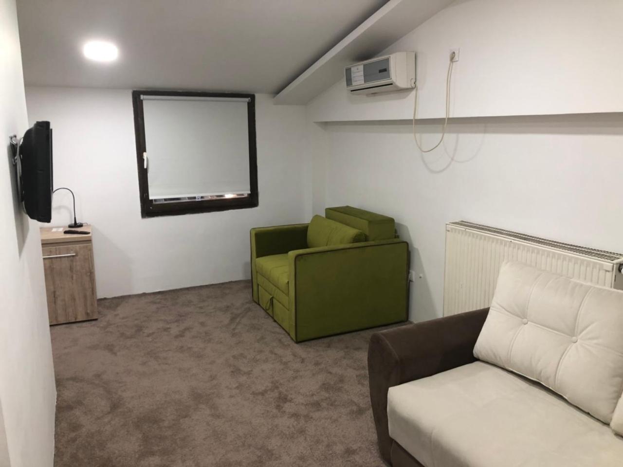 Standard Quadruple Room - Photo 4