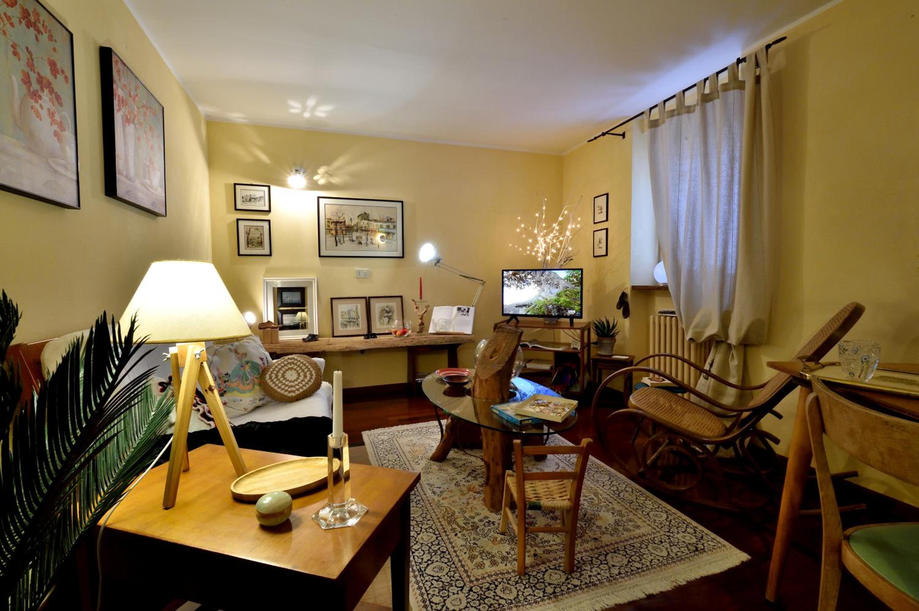 Two-Bedroom Holiday Home - Photo 12