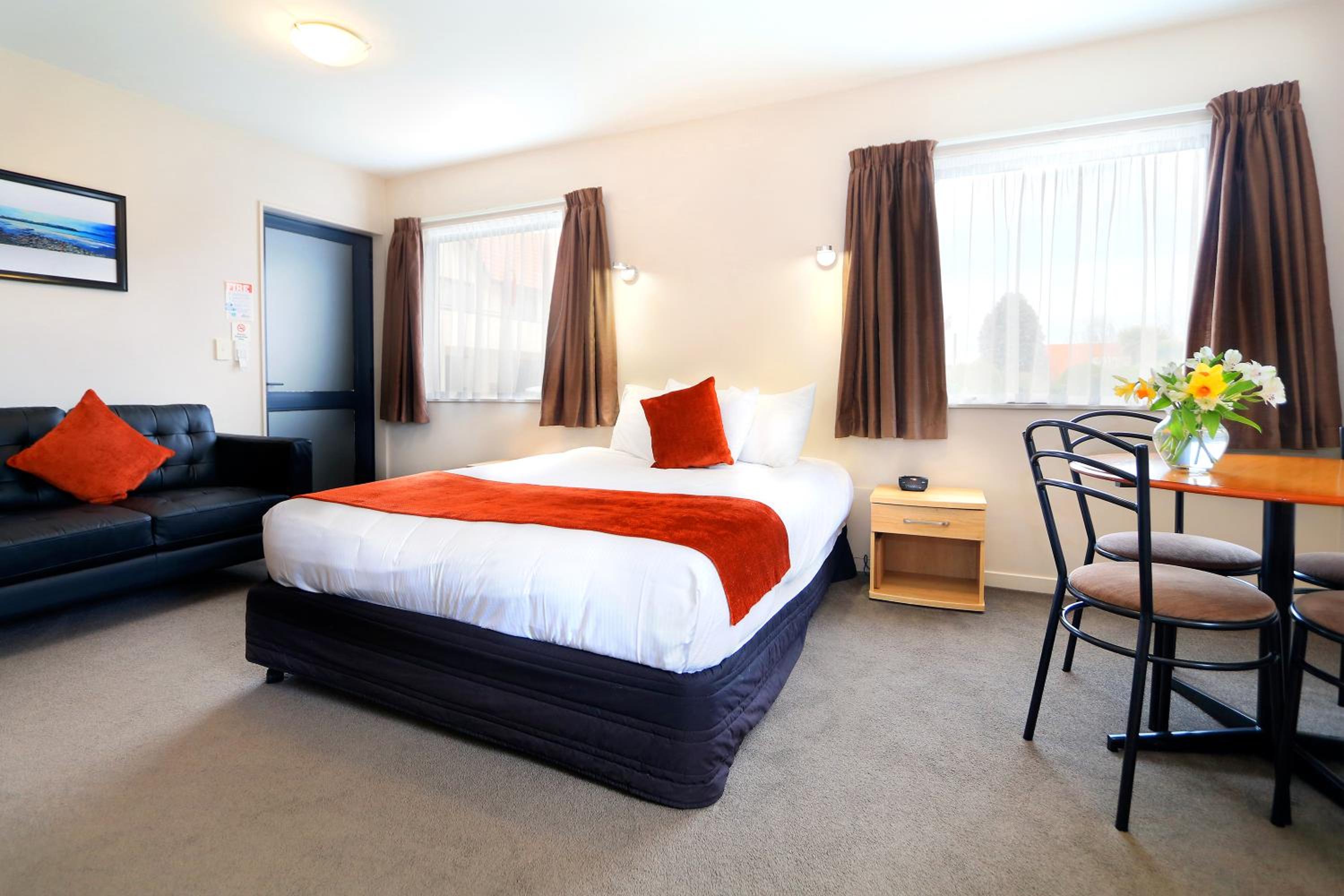 One-Bedroom Apartment with Spa Bath photo 2