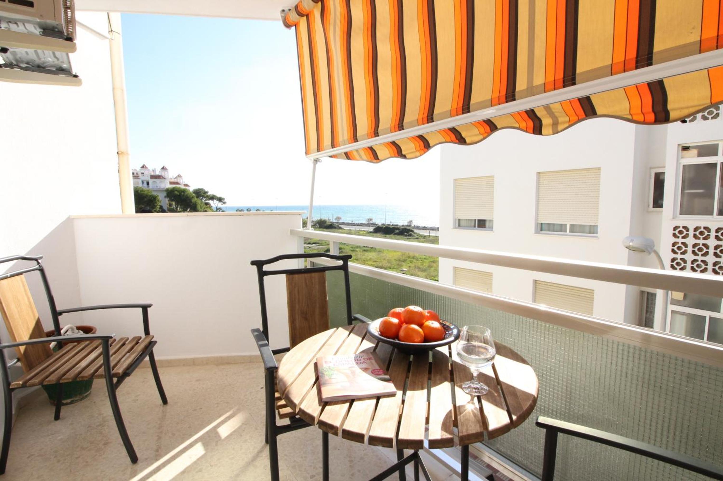 Apartment with Sea View photo 2