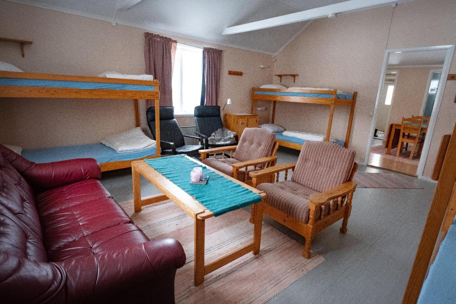 One-Bedroom House photo 1