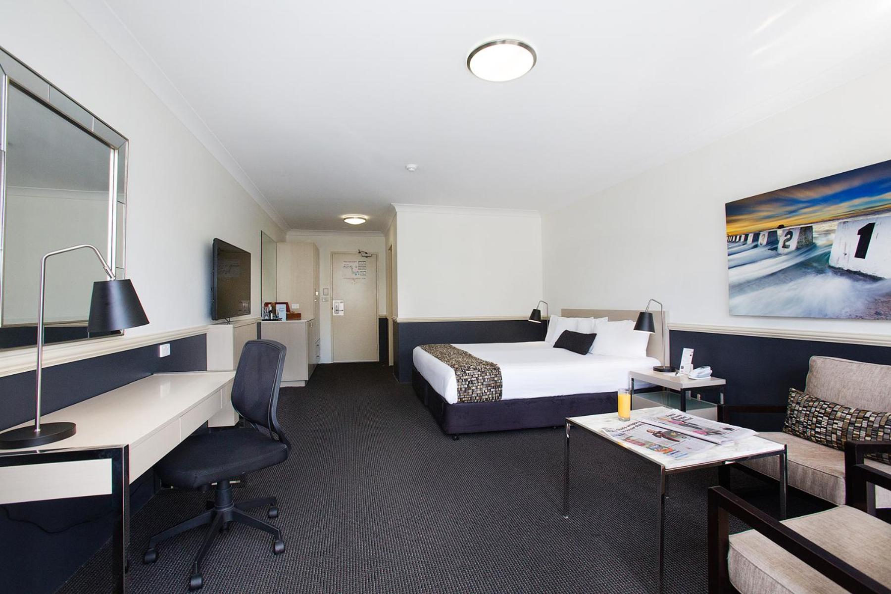 King Room with Spa Bath - Photo 5