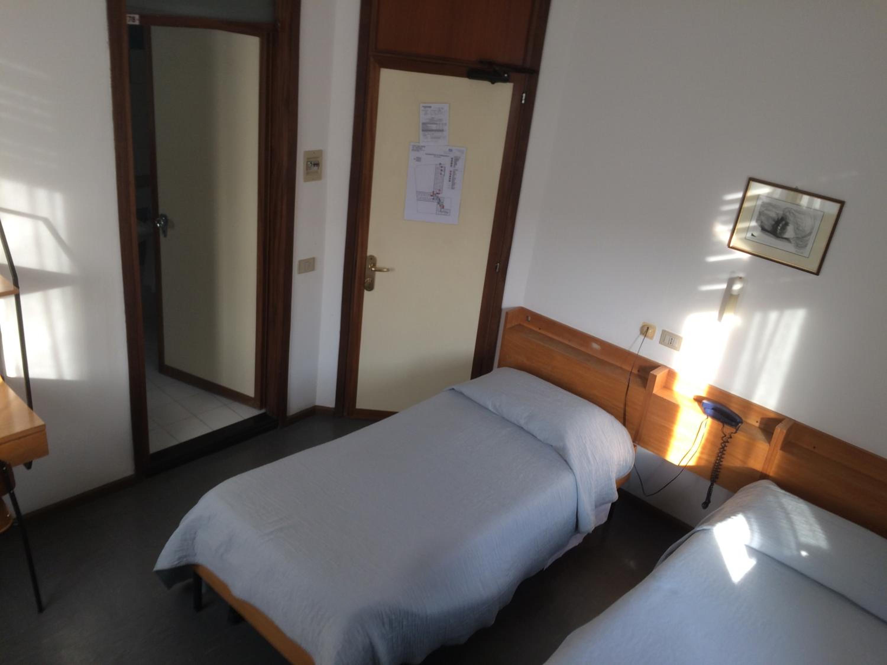 Twin Room with Private Bathroom
