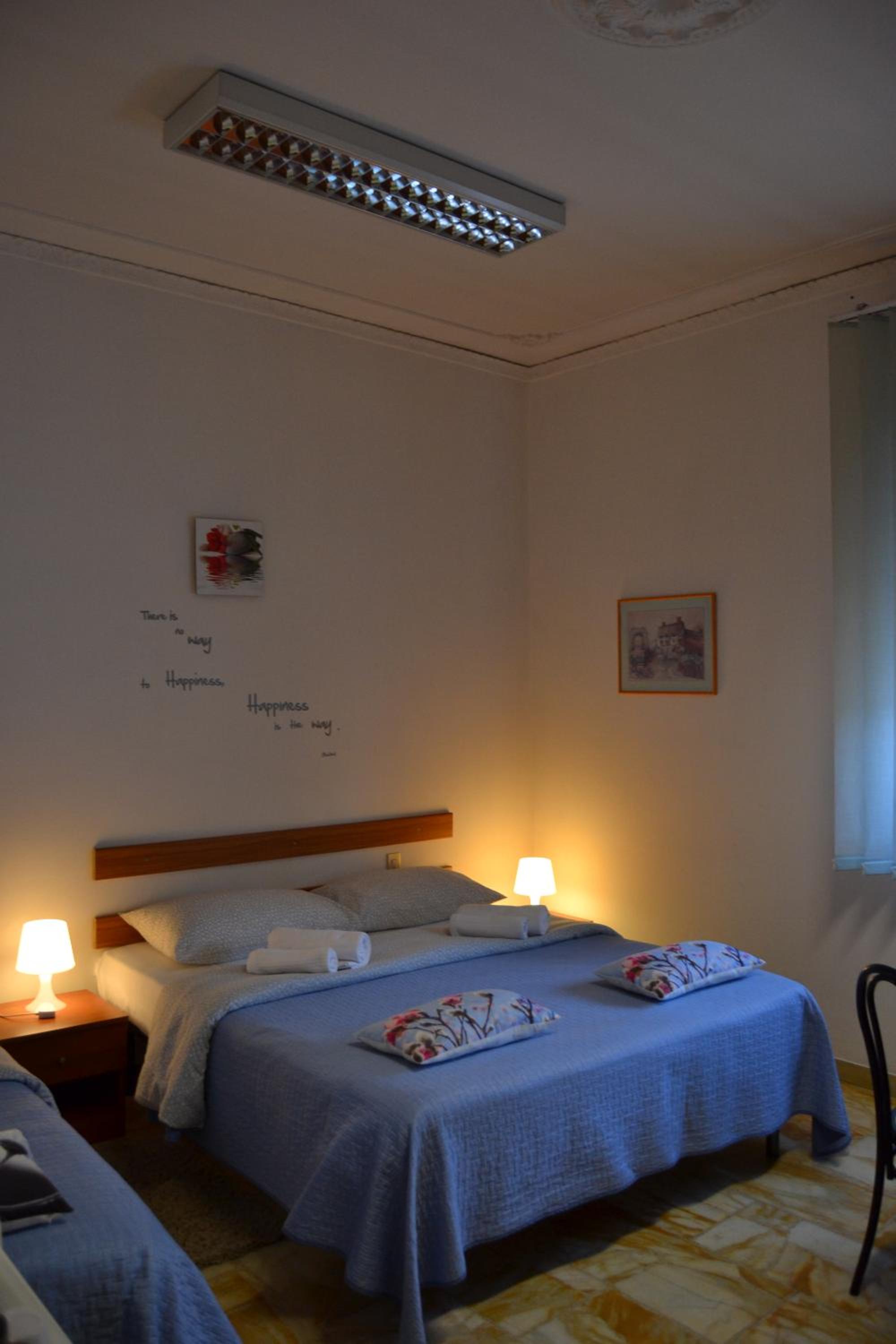 Triple Room With Private External Bathroom photo 3