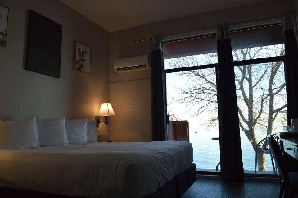 King Suite with Ocean View