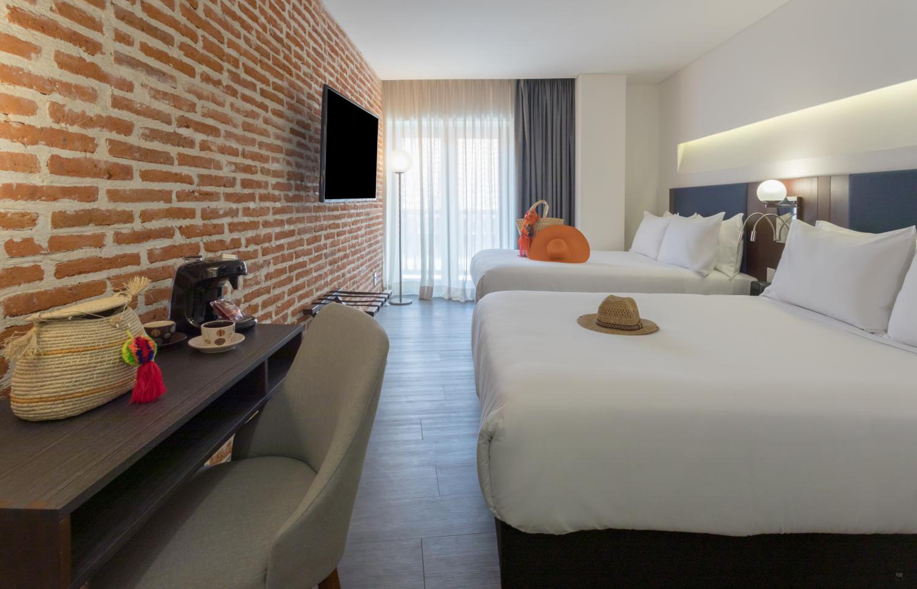 Superior Twin Room - Photo 1